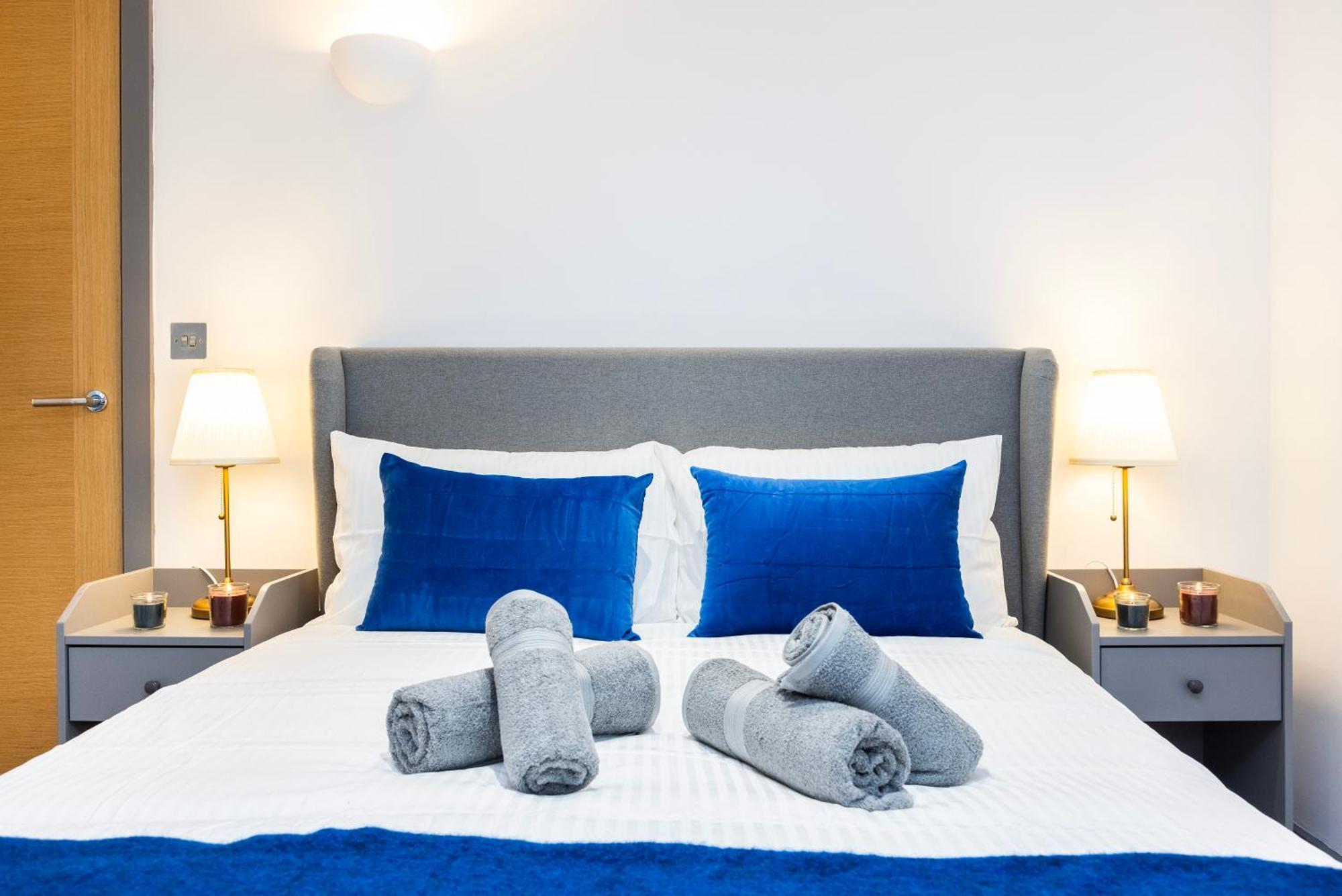 Appartement 2 Bed 2 Bath Deluxe Flat In Kensington