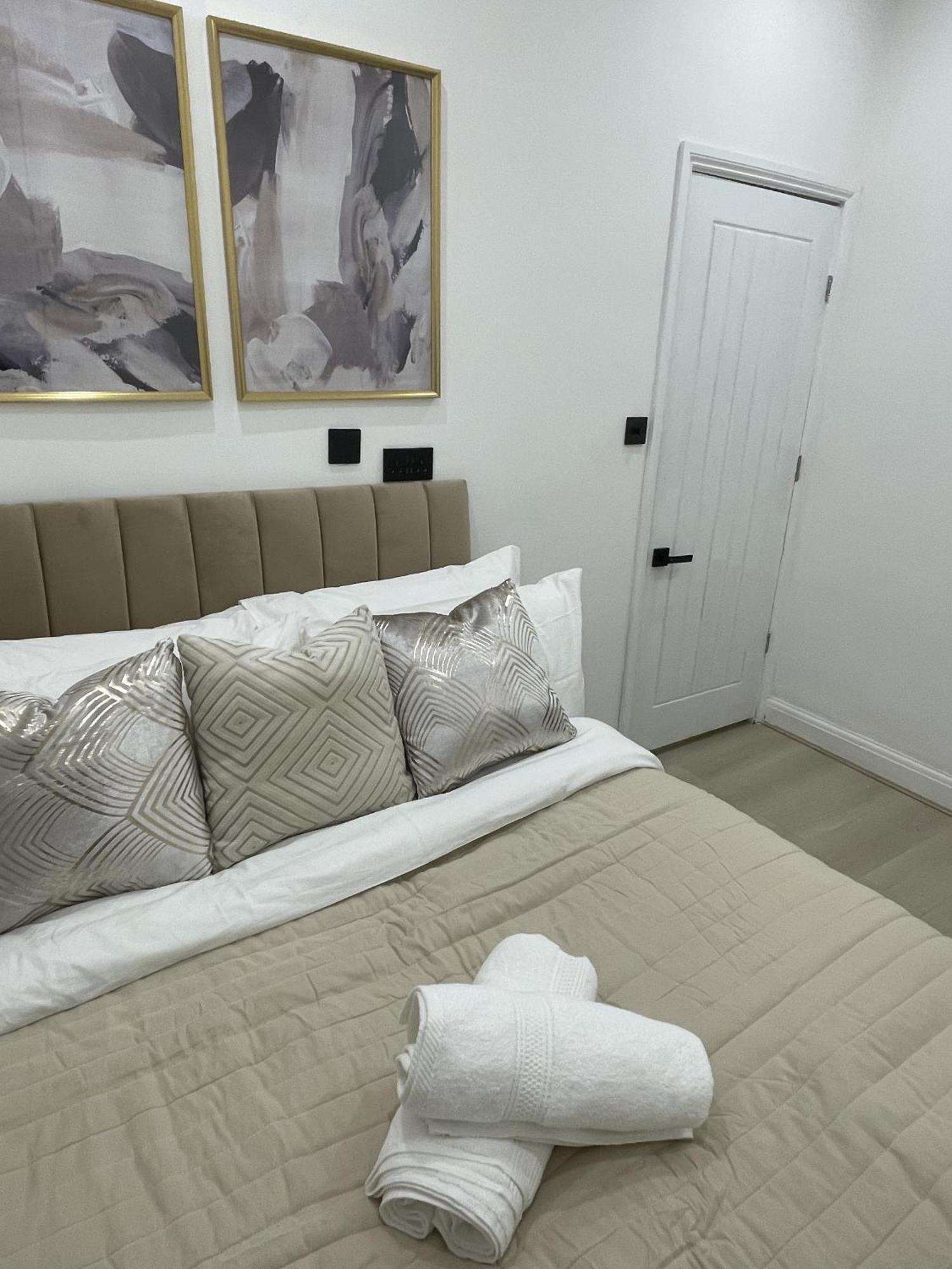 Appartement Stylish 2 Bed Luxury 10 Mins To Ldn Londres