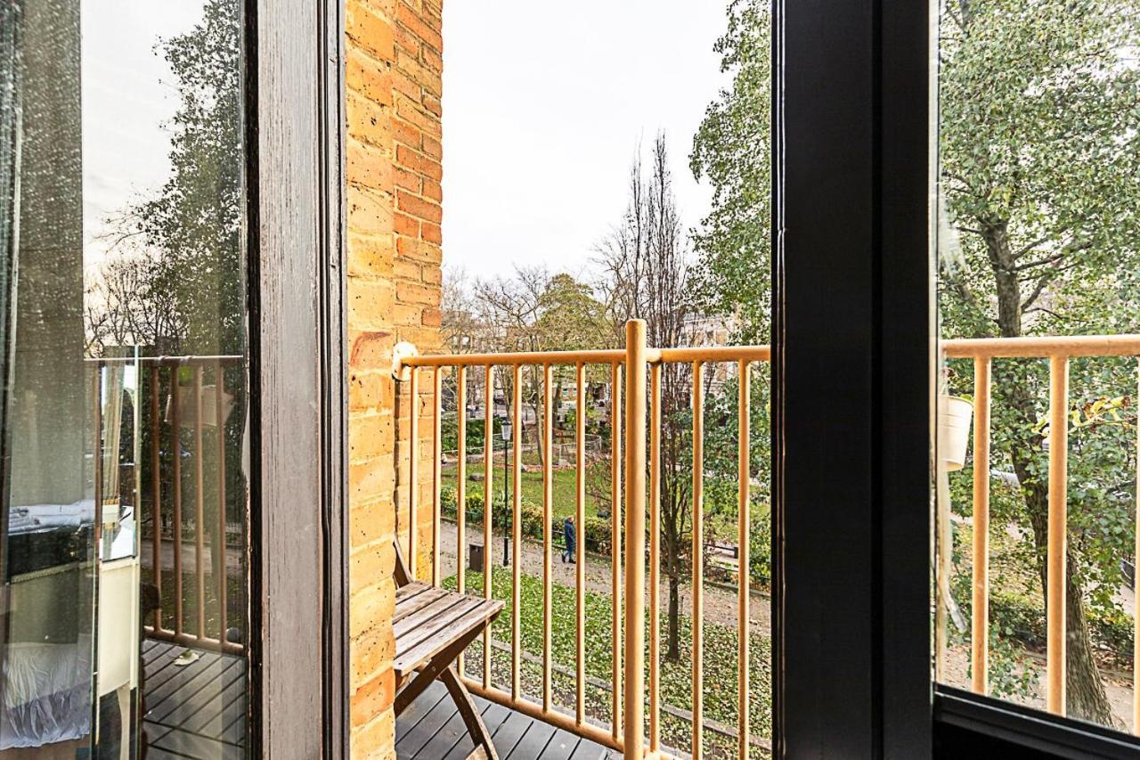 A Stylish Haven Near Portobello Road *