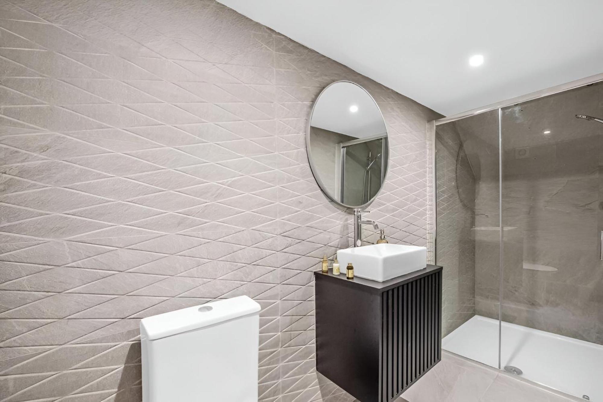 Cozy Perfect Blend Of Style & Convenience Londres
