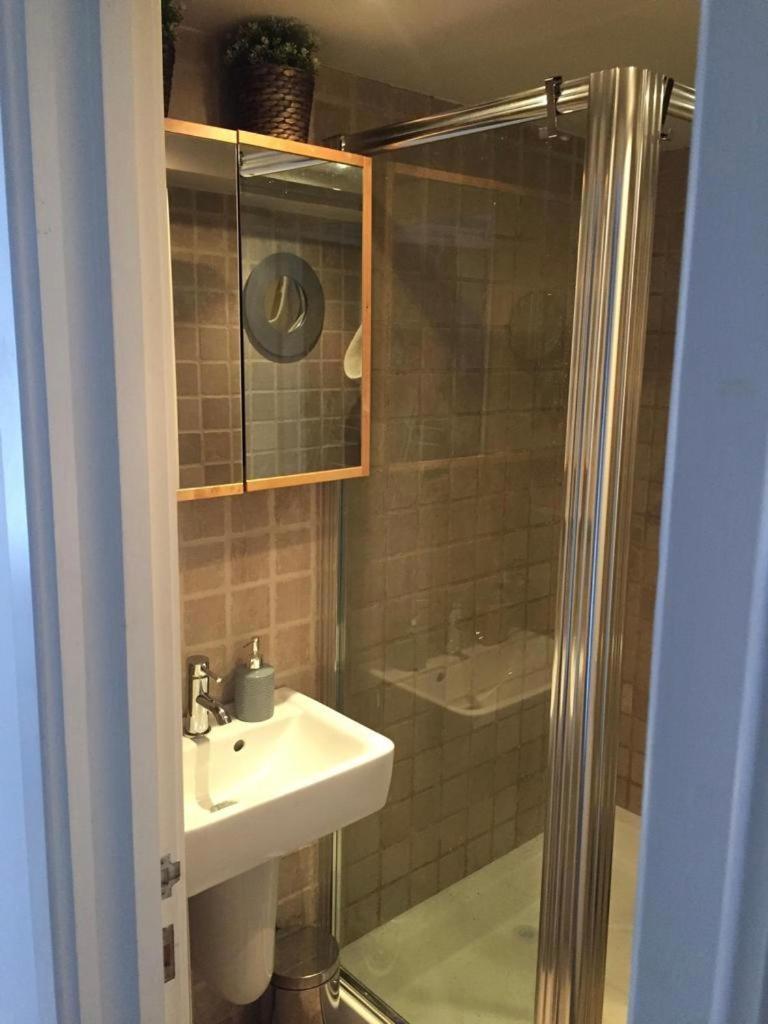 1 Bedroom Excellent Location Camden Town *