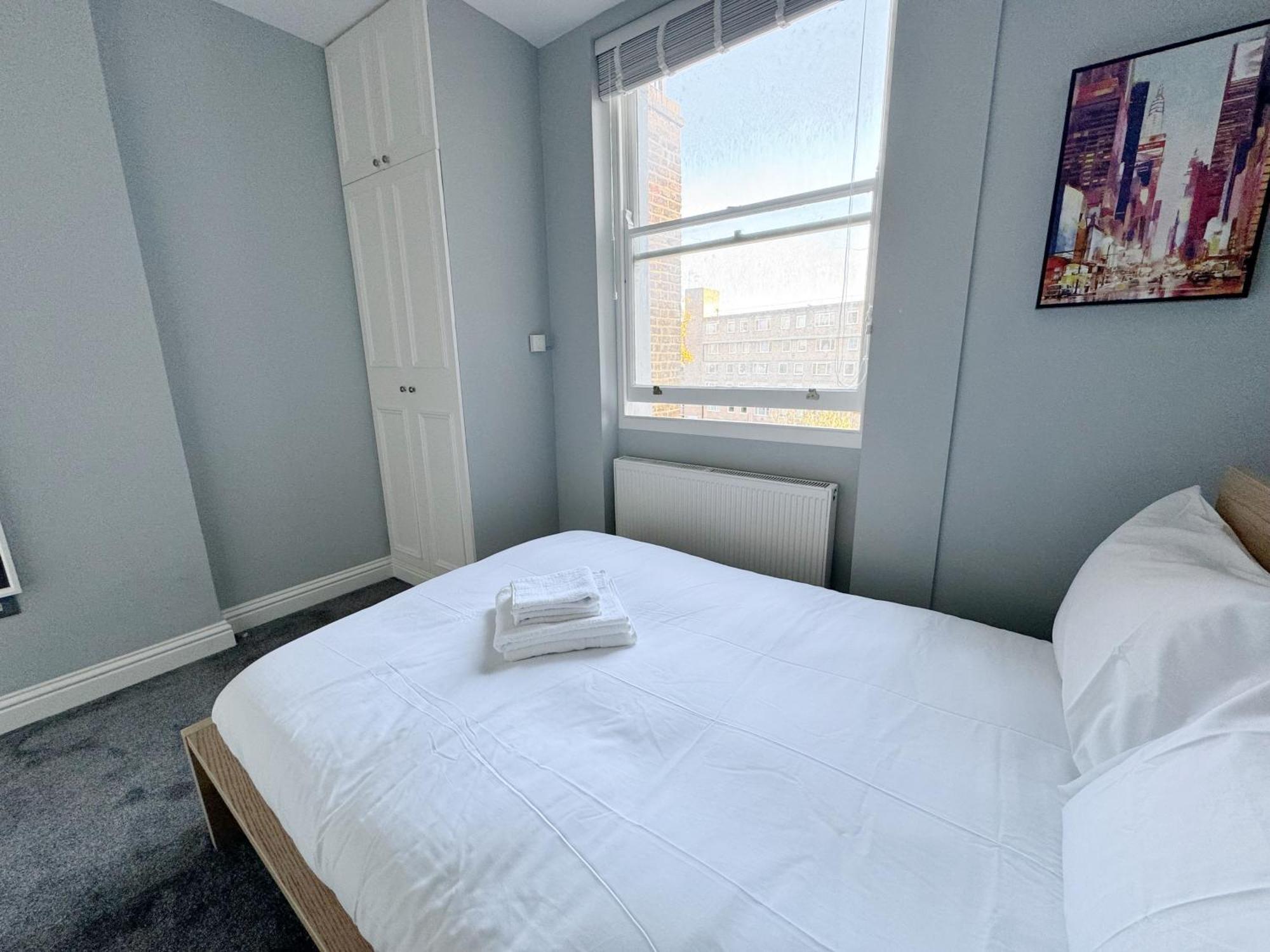 Stylish 2-bed Flat W Kitchen And Cosy Living Space Appartement