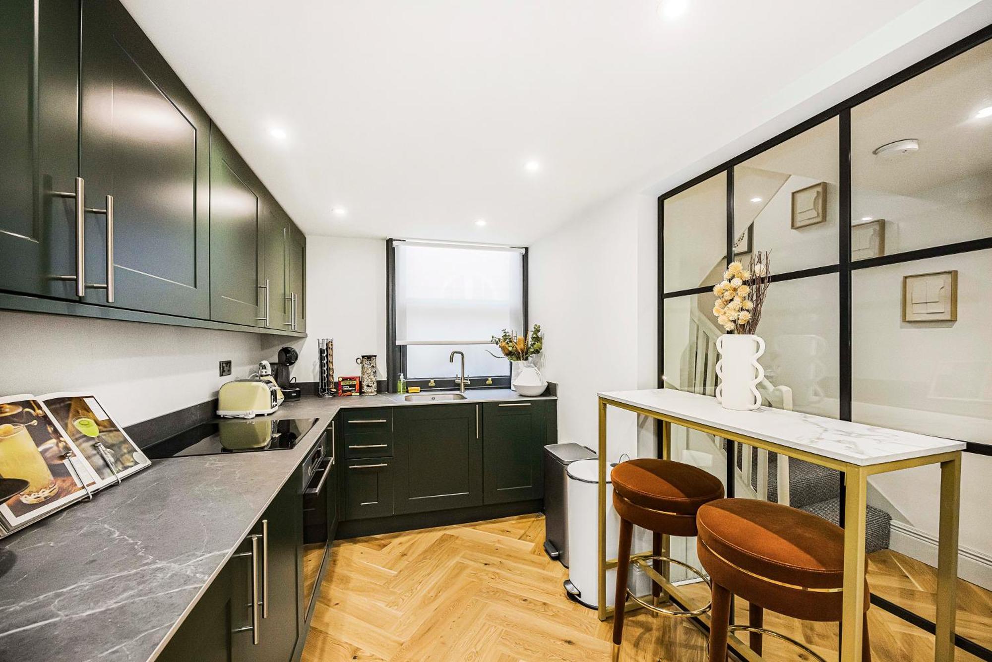 Stylish 2-bed Townhouse In Mayfair Appartement