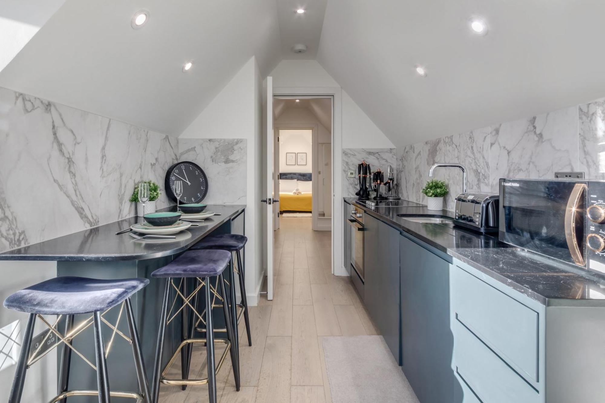 1 Bedroom Penthouse - Shoreditch, By The Perfect Appartement