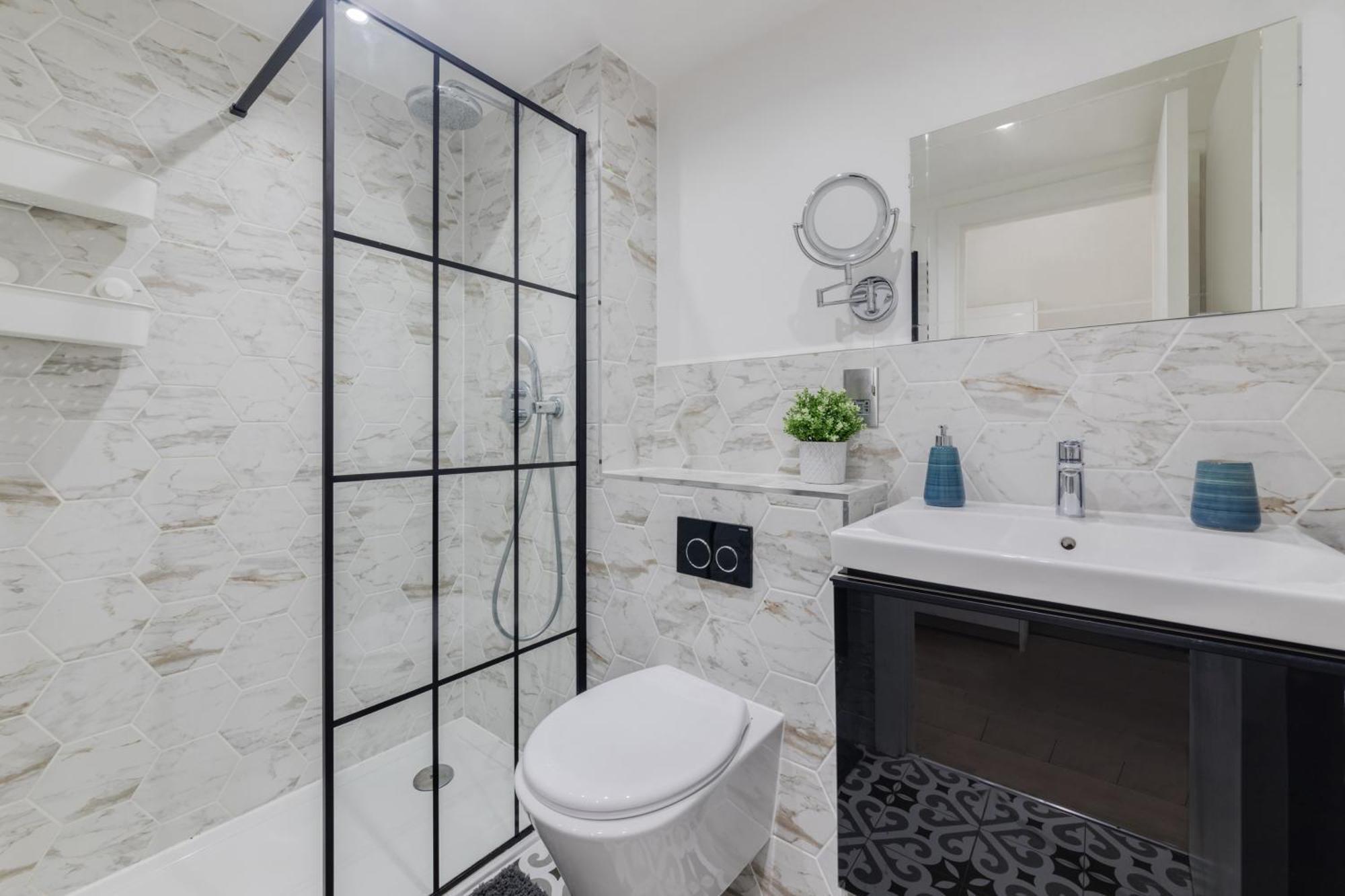 1 Bedroom Penthouse - Shoreditch, By The Perfect * Londres