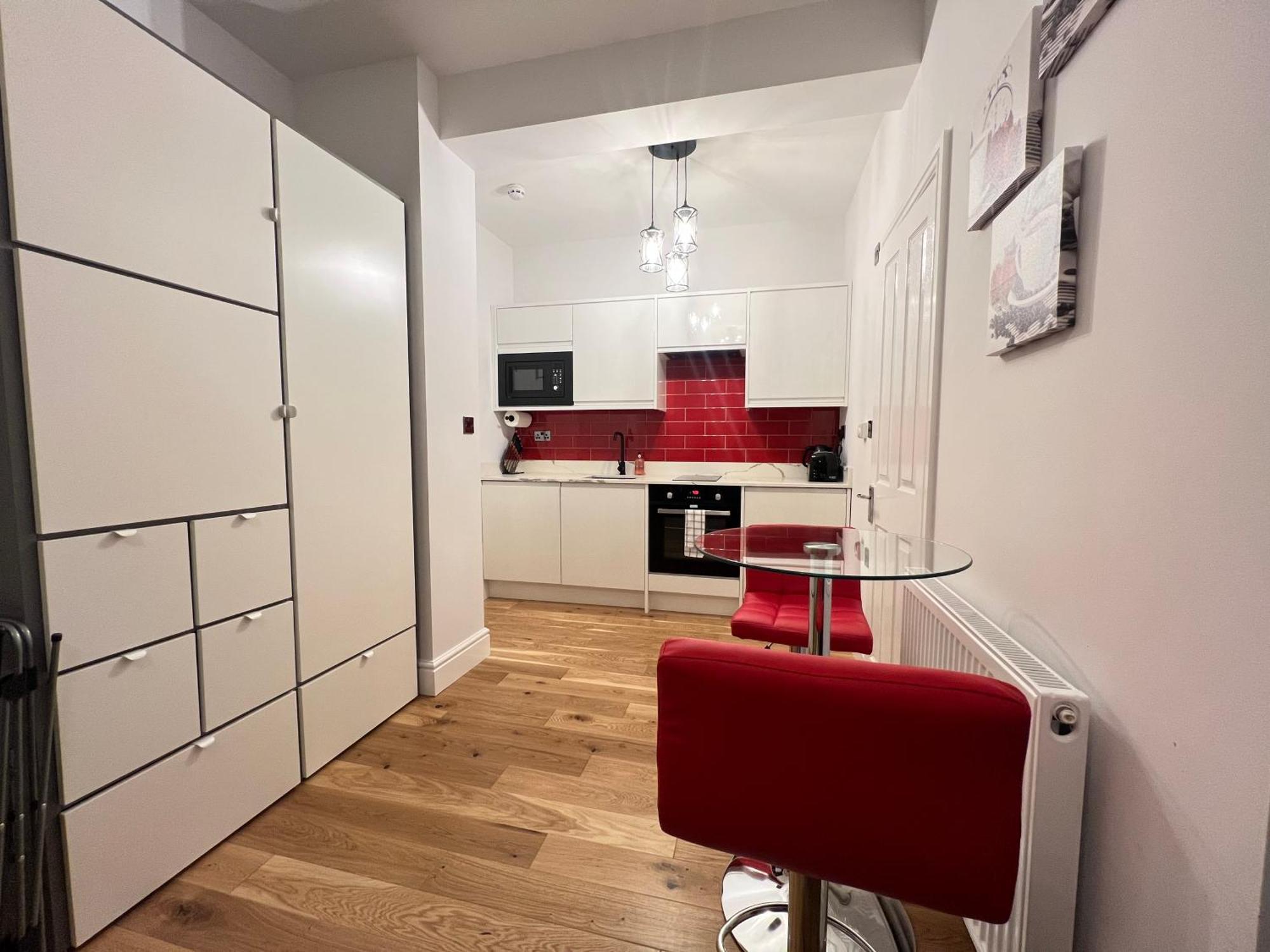 Luxury In - Walthamstow Village - E17