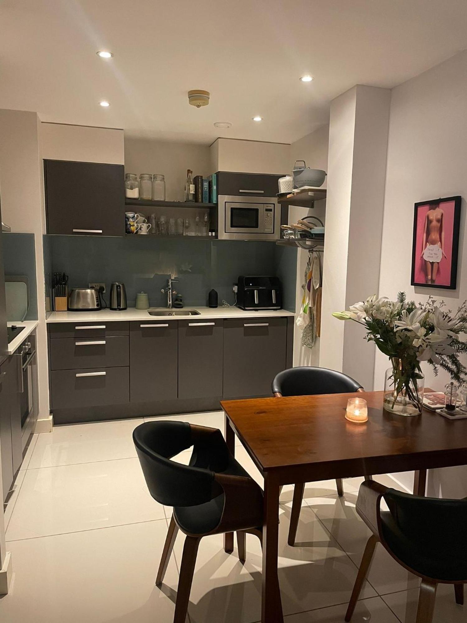 Cosy 1 Bed Beside Broadway Market Apartamento *