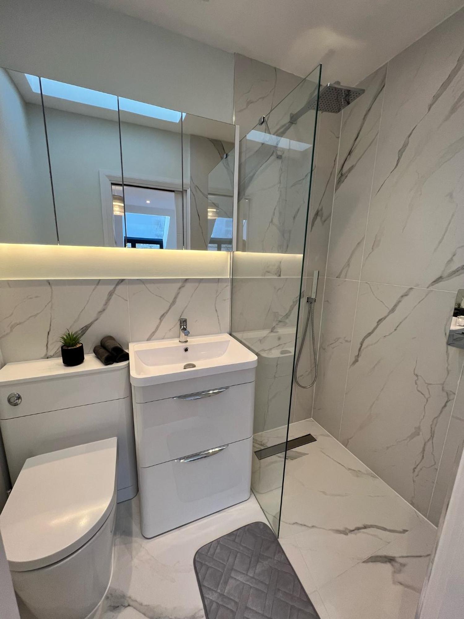 Two Bedroom Luxury *