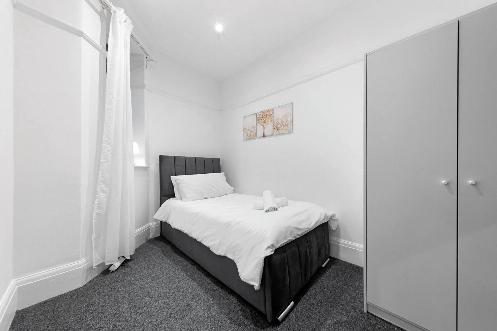 Luxury Serviced In Central Appartement *