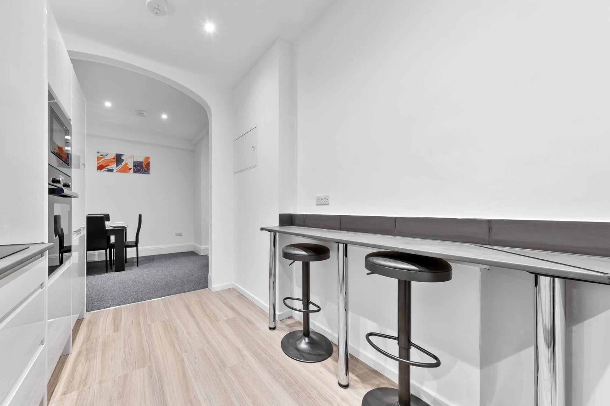 Luxury Serviced In Central Appartement