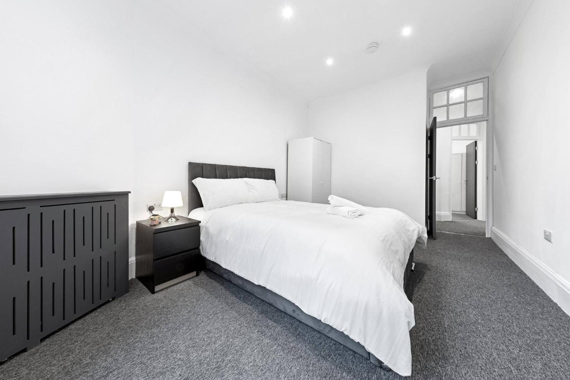 Luxury Serviced In Central Appartement *