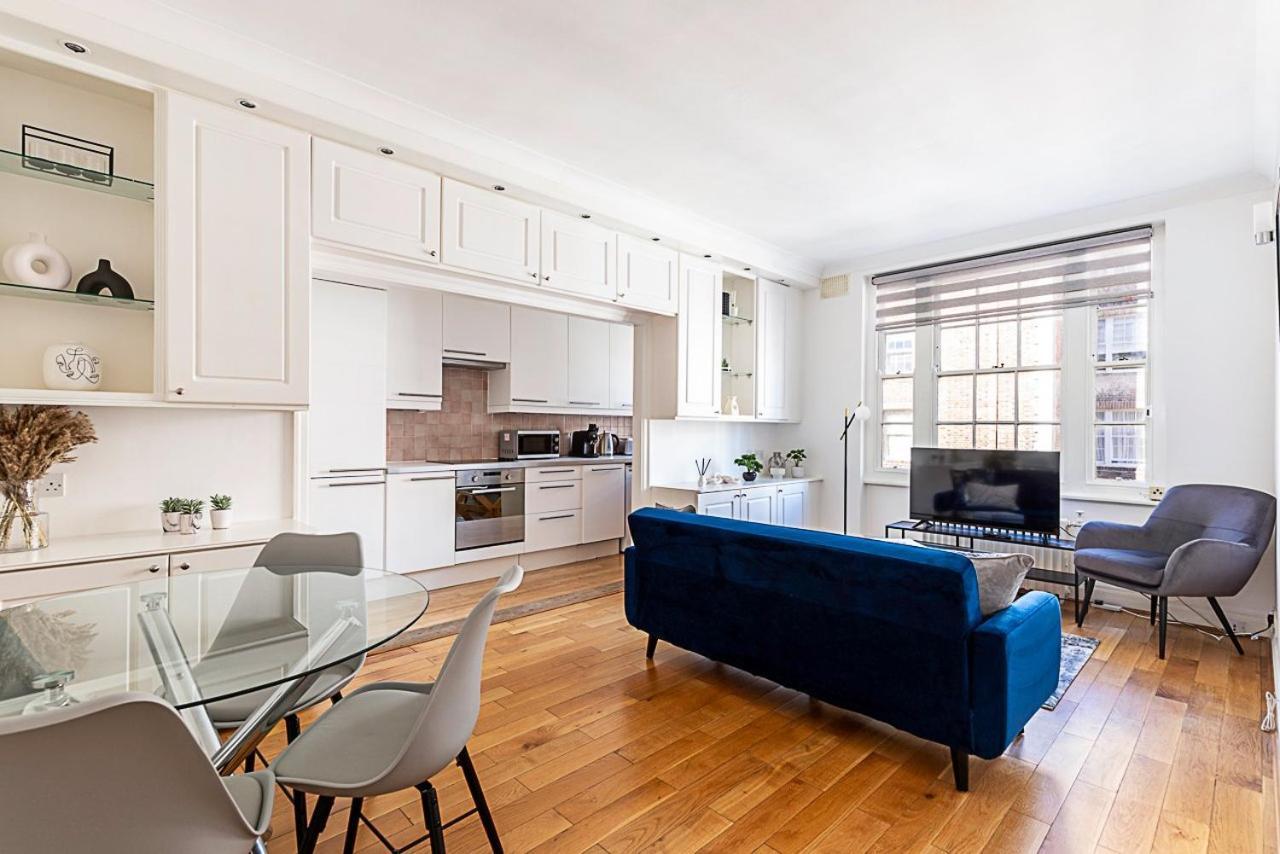 Modern 2 Bedroom Flat Near Queensway Londres