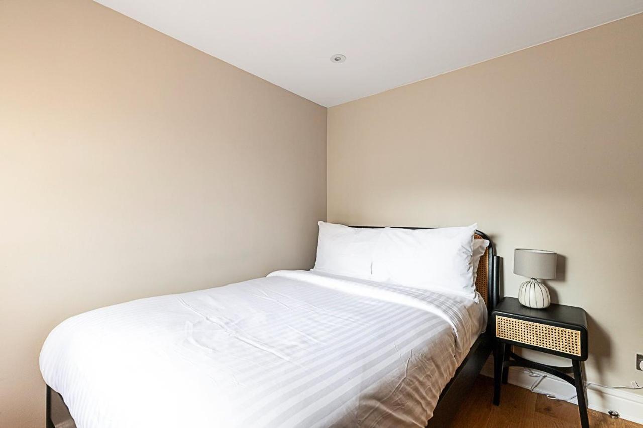 Apartamento Modern Top-floor Victorian Charm In Kensington *