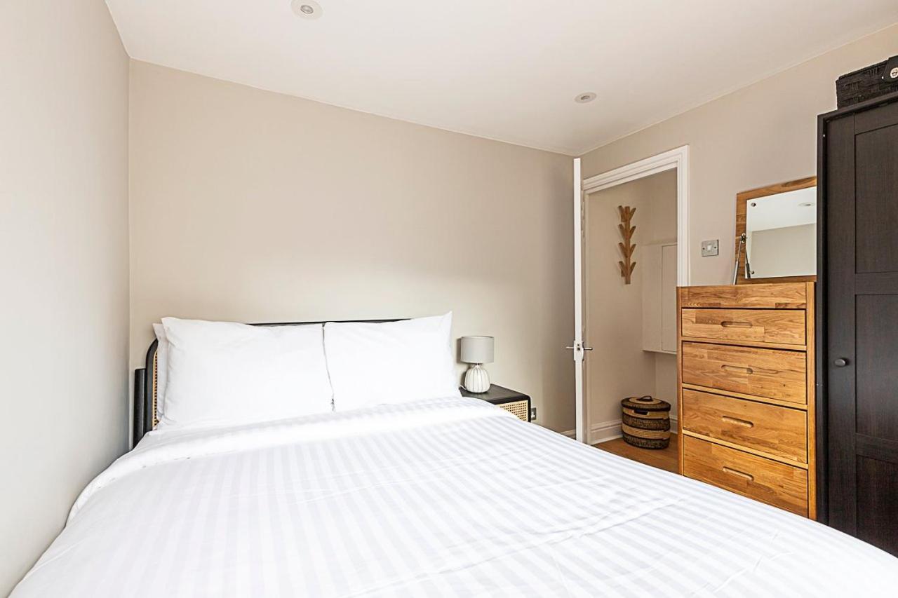 Modern Top-floor Victorian Charm In Kensington Londres