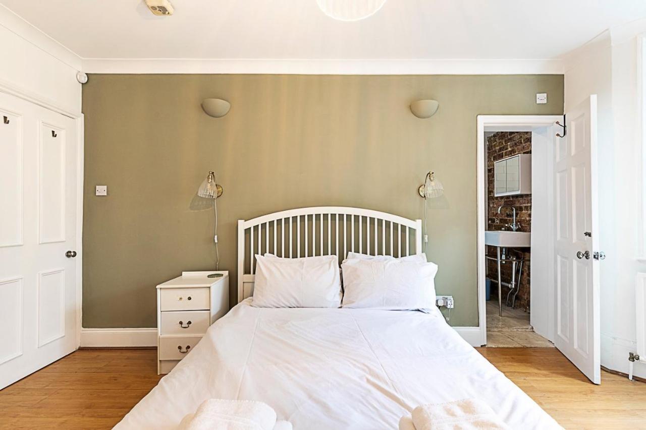 Cosy And Modern Battersea *