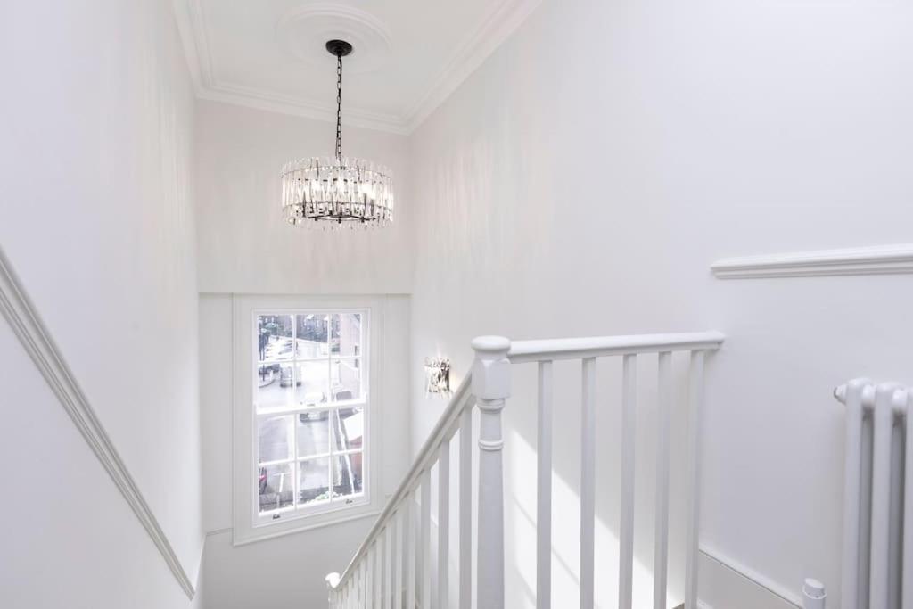 Charming 3 Bed Victorian House London