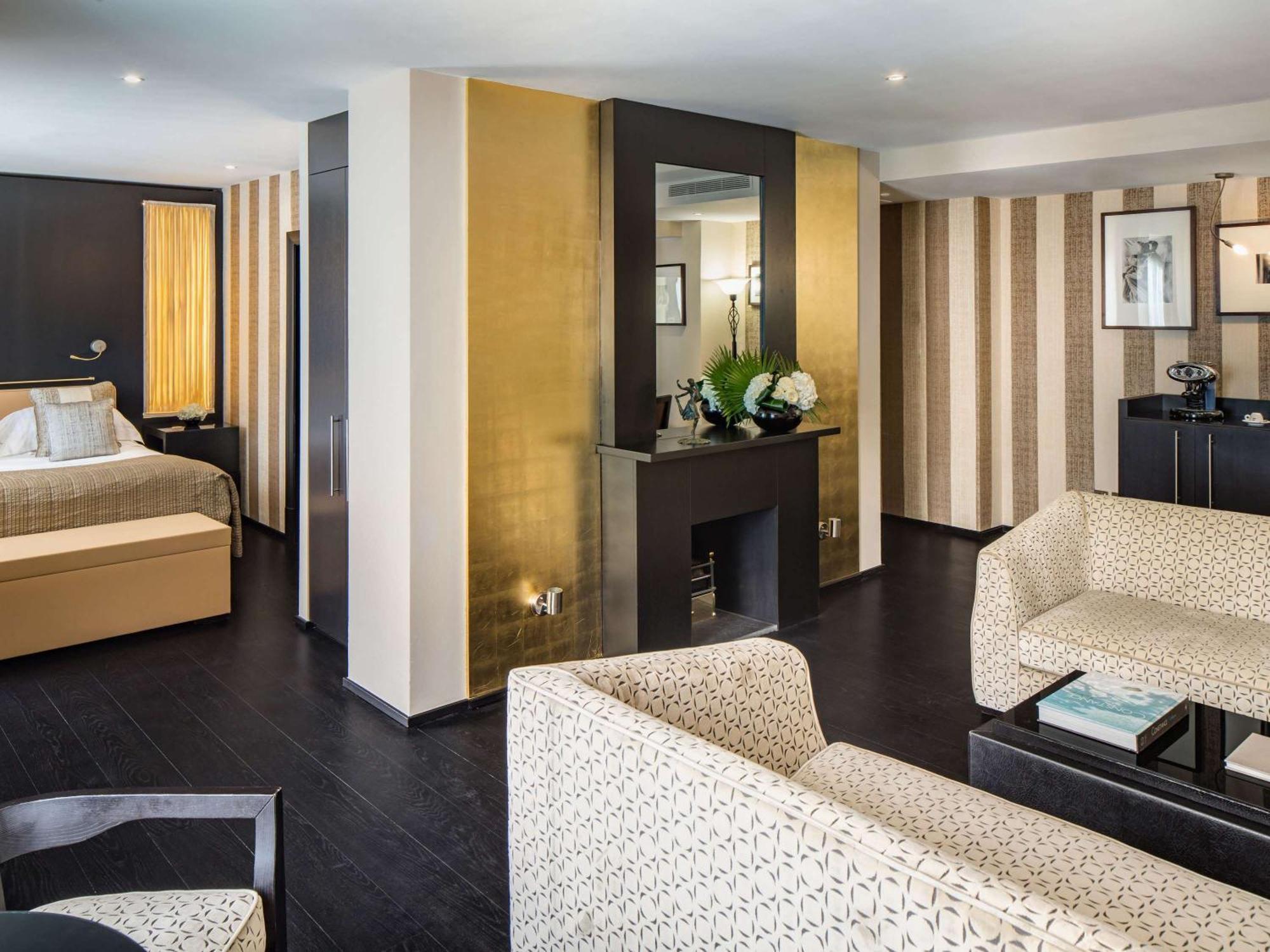 60 Hyde Park Gate Hotel 5*