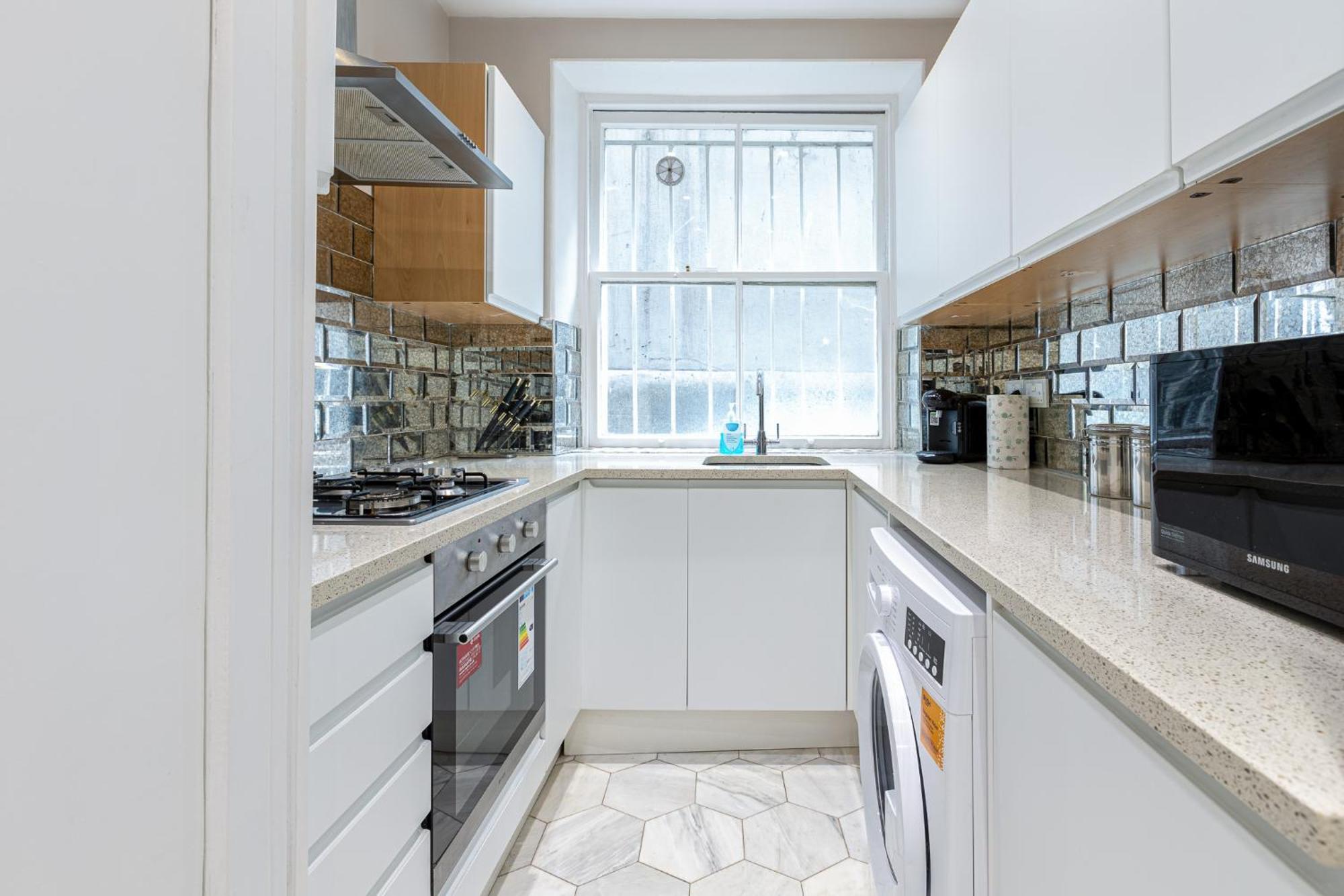 Modern 4 Bdr 3 Bth Minutes From Edgware Road Apartamento *
