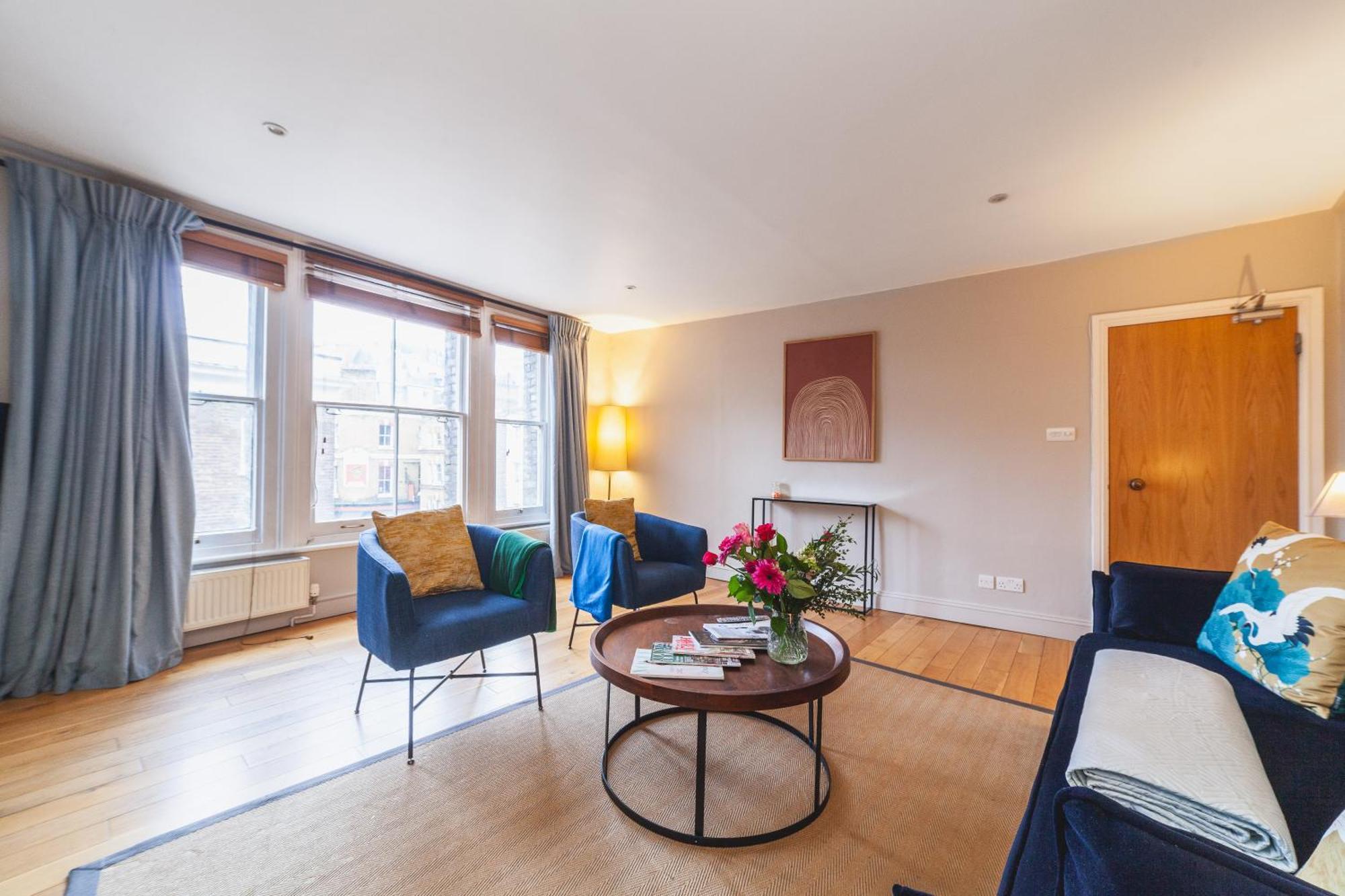 Hub Townhouse * London