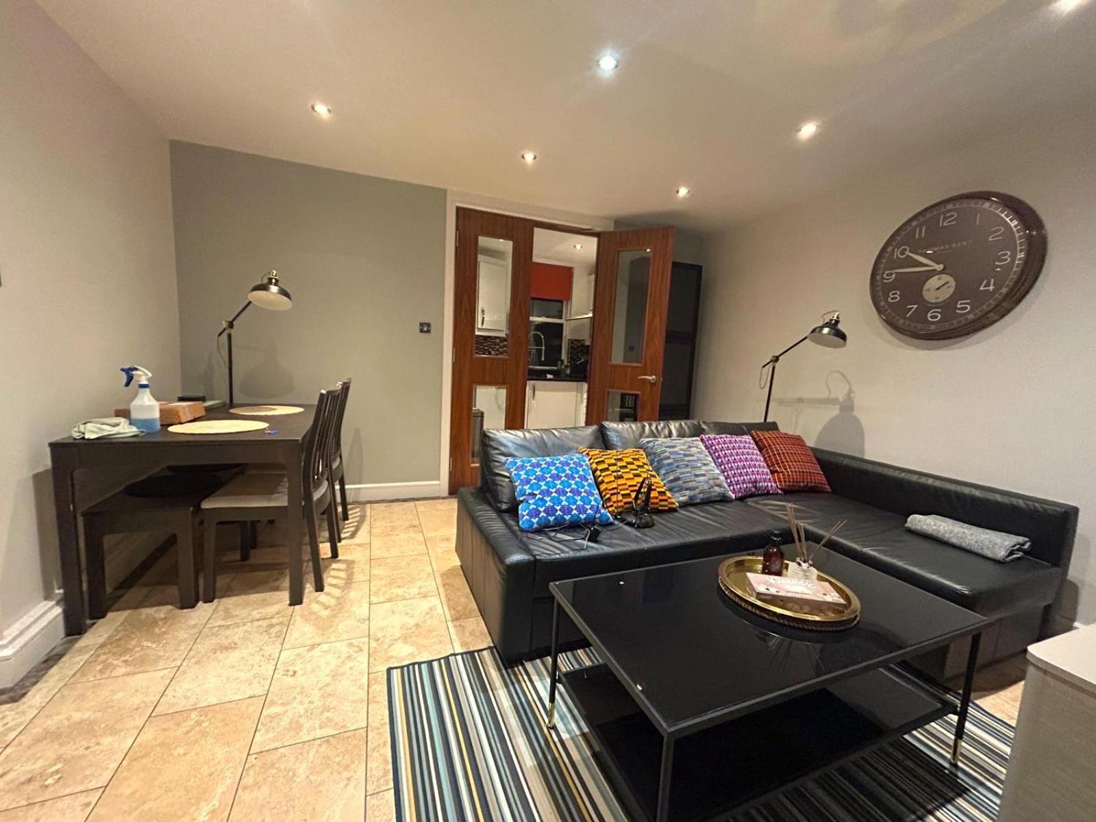 Apartment Clifton - Luxury 1 Bed Flat - 1 Min Walk To Tube *