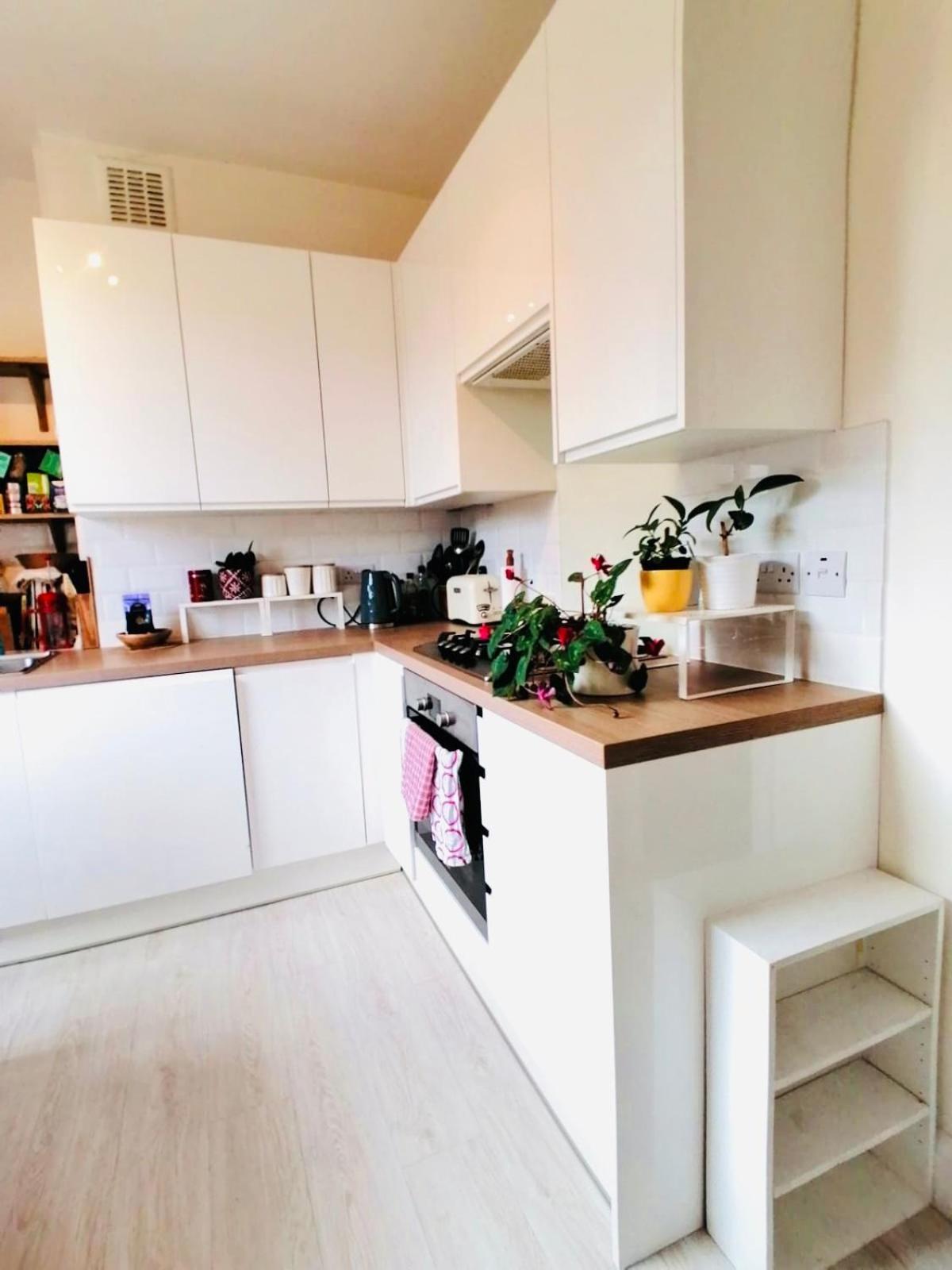 Charming Victorian Flat With Free Parking Appartement