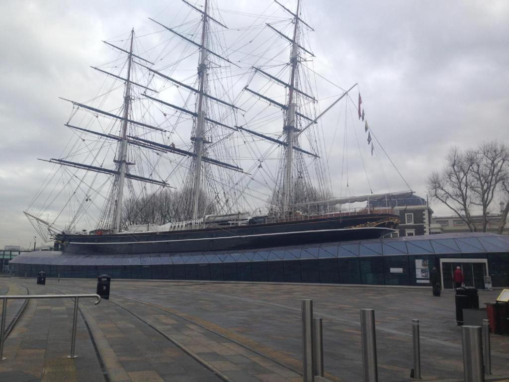 Apartamento Large 1 Bed Cutty Sark Greenwich Close To Canary Wharf - Perfect For Corporates And Tourists Londres