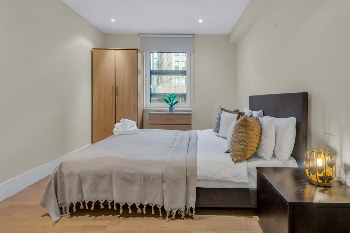 Large 1 Bed Cutty Sark Greenwich Close To Canary Wharf - Perfect For Corporates And Tourists Londres