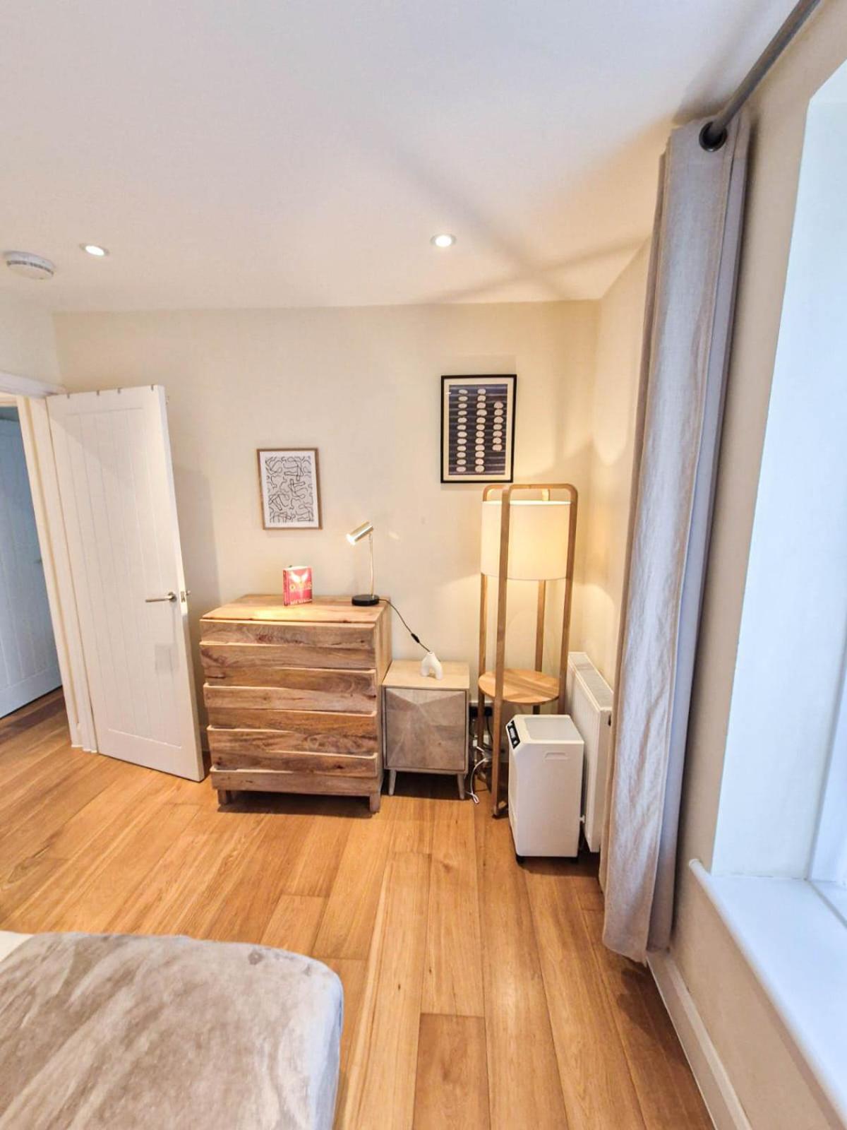 Chic 2-bedroom Flat With Free Wi-fi Few Steps From The Oval *