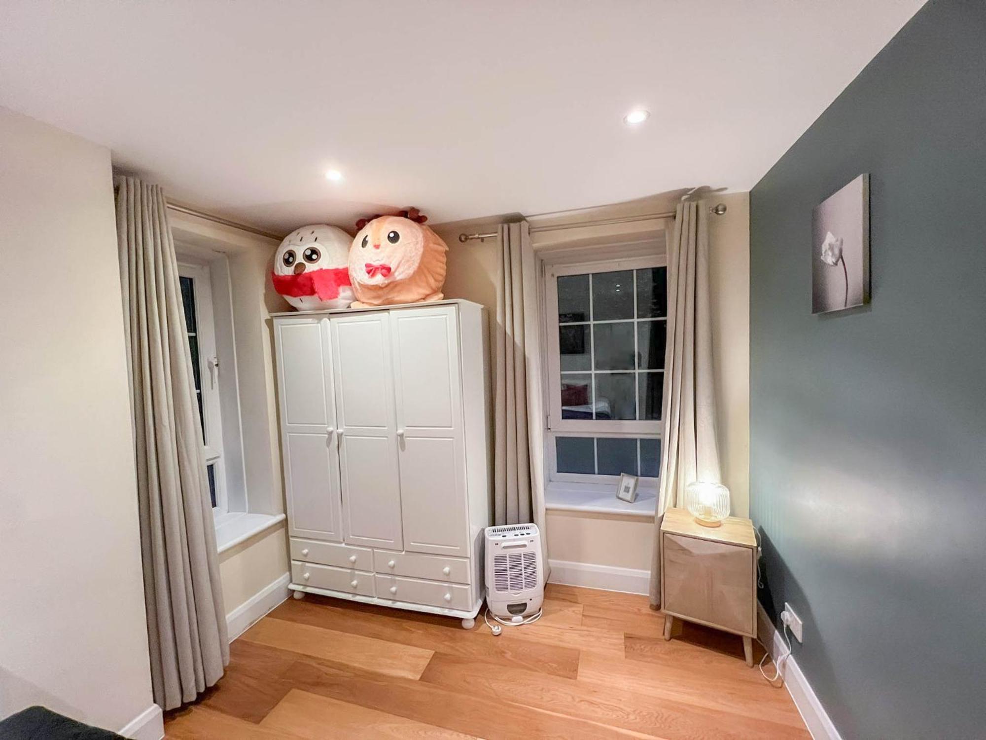 Chic 2-bedroom Flat With Free Wi-fi Few Steps From The Oval
