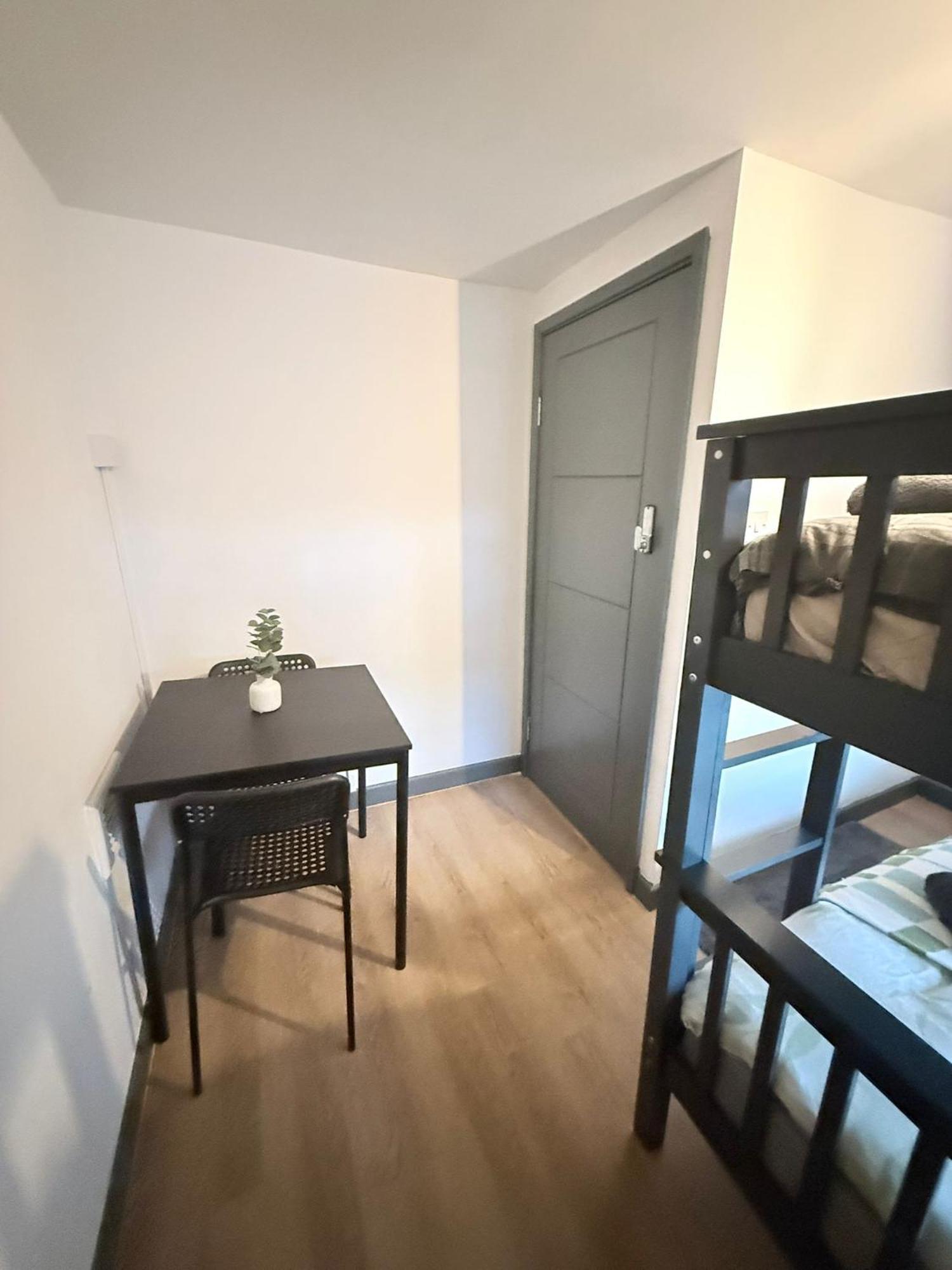 Cozy Guest Two Bedroom Flat
