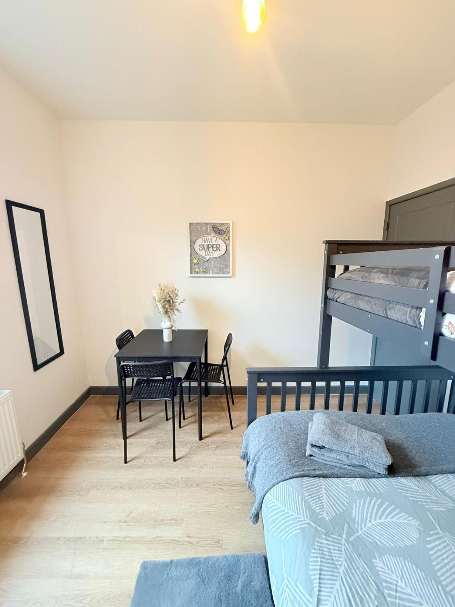 Maison d'hôtes Cozy Guest Two Bedroom Flat Londres