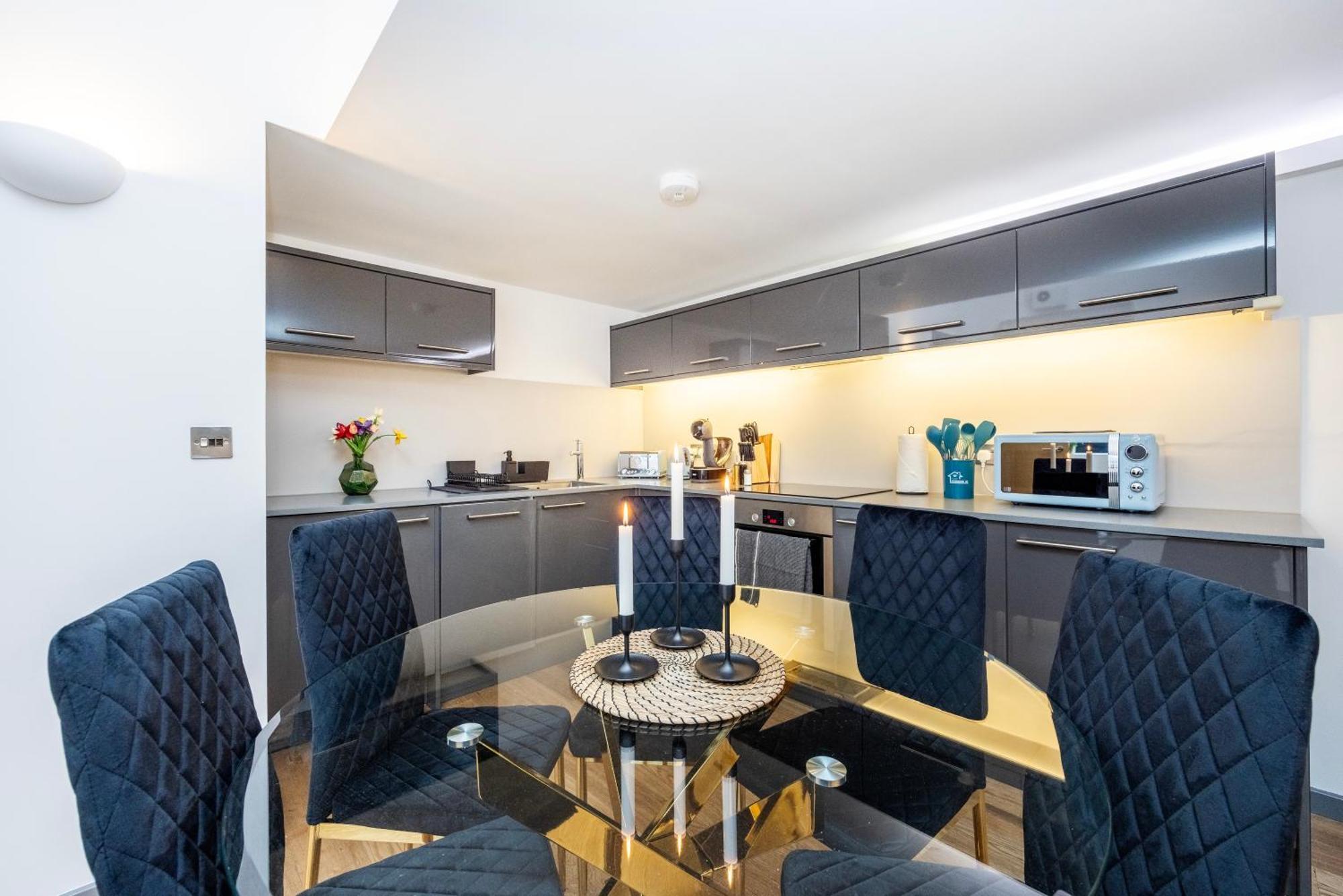 Appartement 2 Bed 2 Bath Deluxe Flat In Kensington