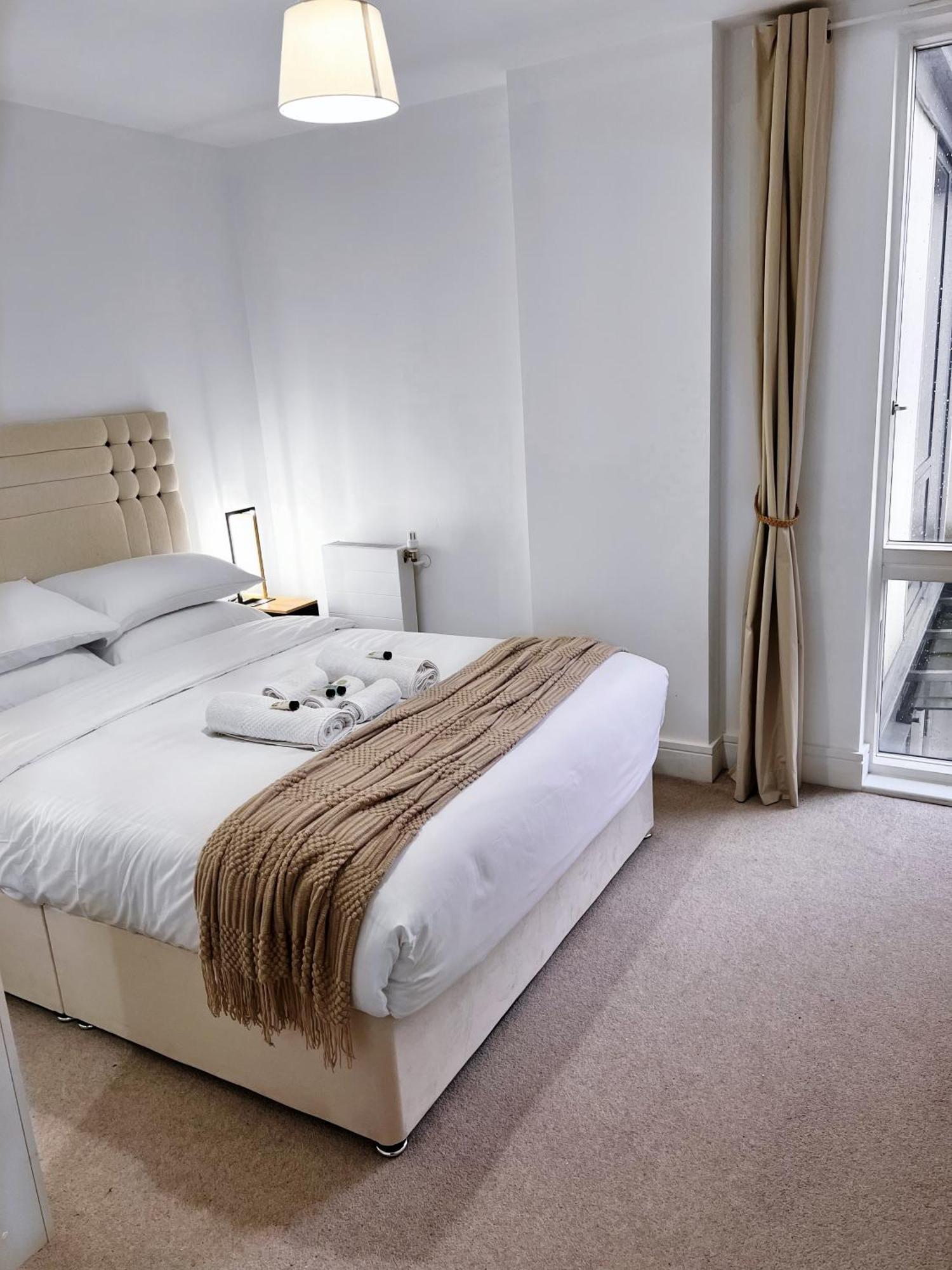Luxury Modern 2 Bed 2 Bath * Londres