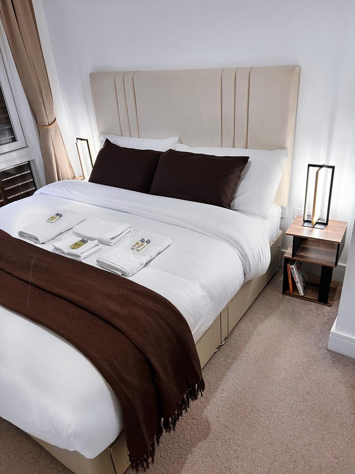 Appartement Luxury Modern 2 Bed 2 Bath *