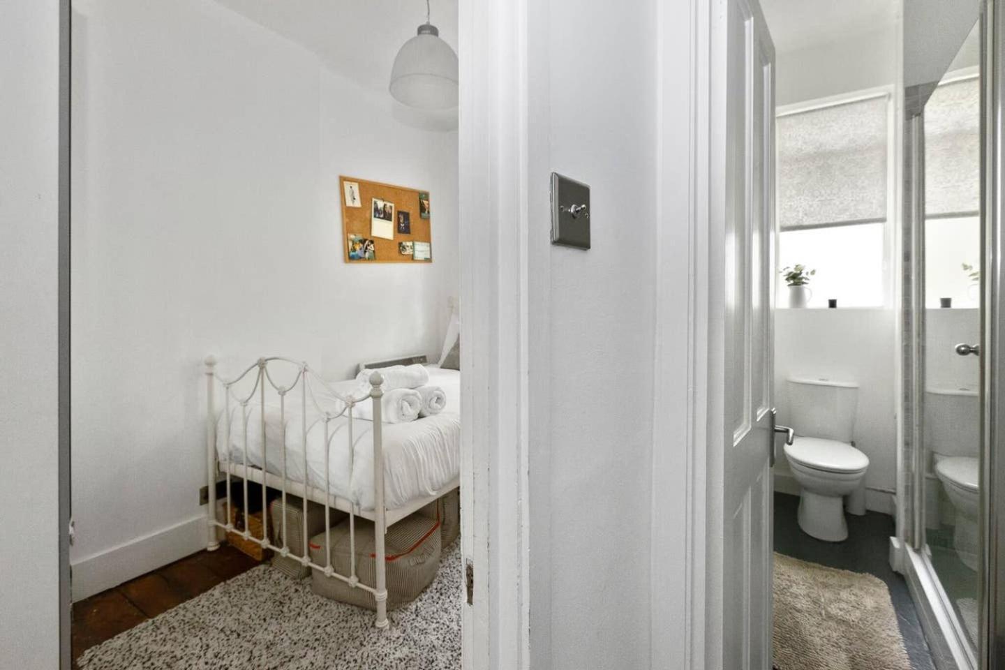 Cute, Cosy Flat Near Bridge Londres