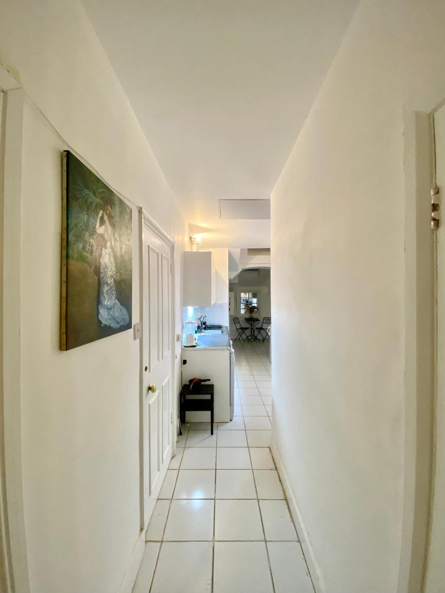 Spacious In Earls Court Londres