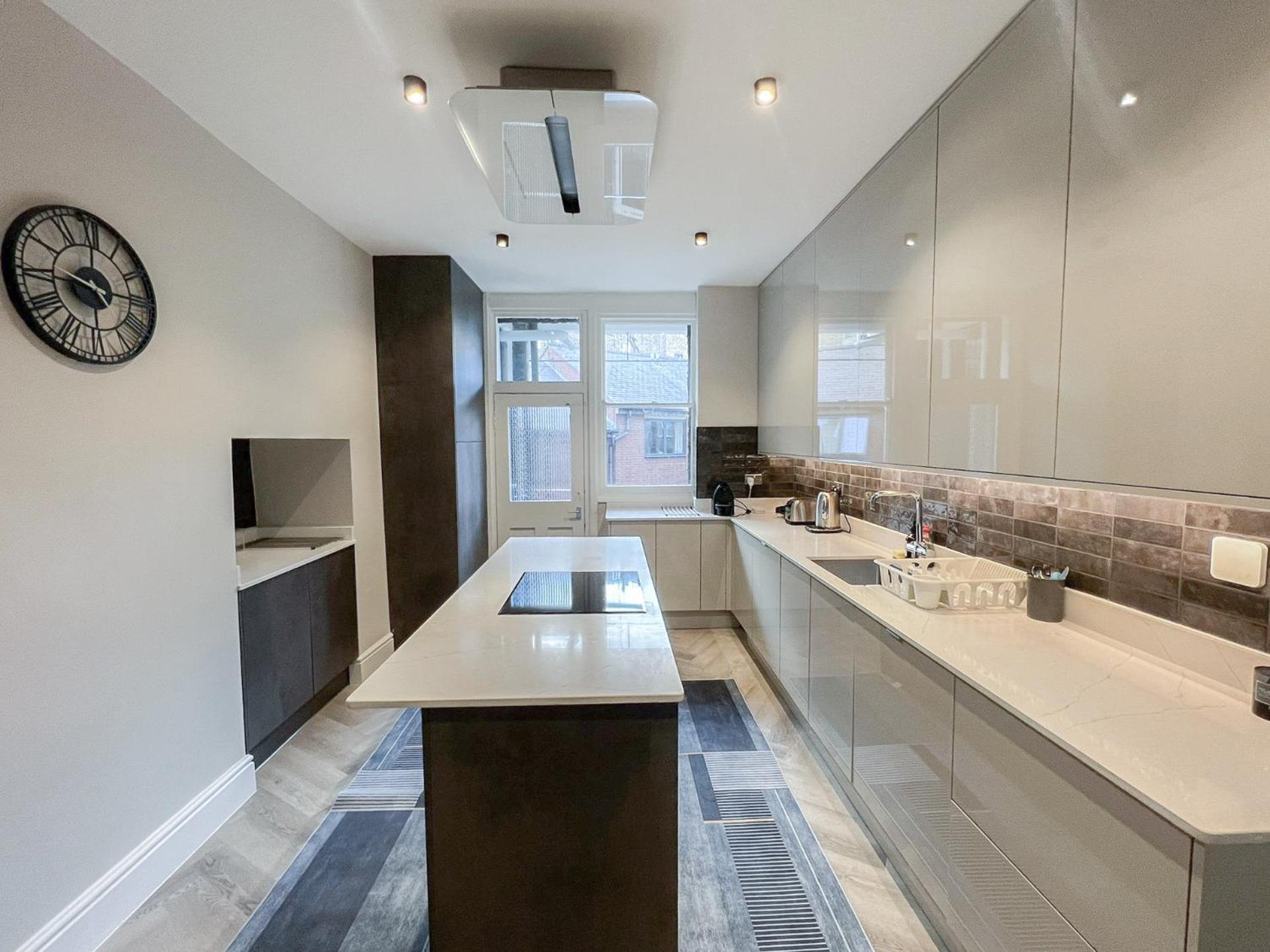 Grandeur 4-bedroom In Baker St Near Regent's Park Apartamento