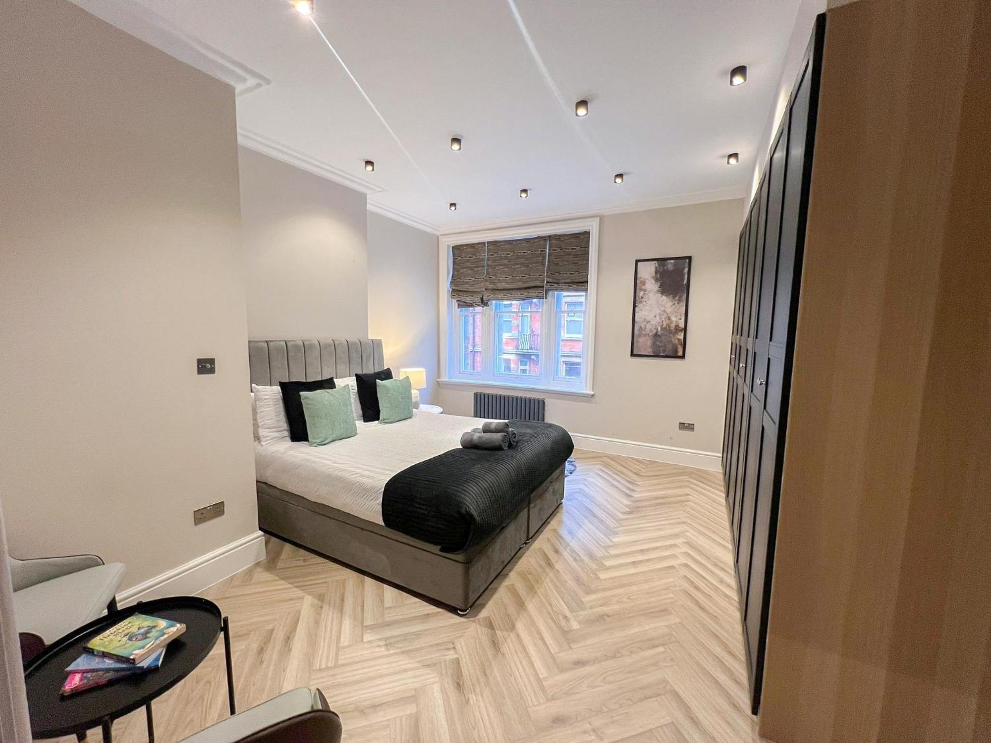Grandeur 4-bedroom In Baker St Near Regent's Park Apartamento