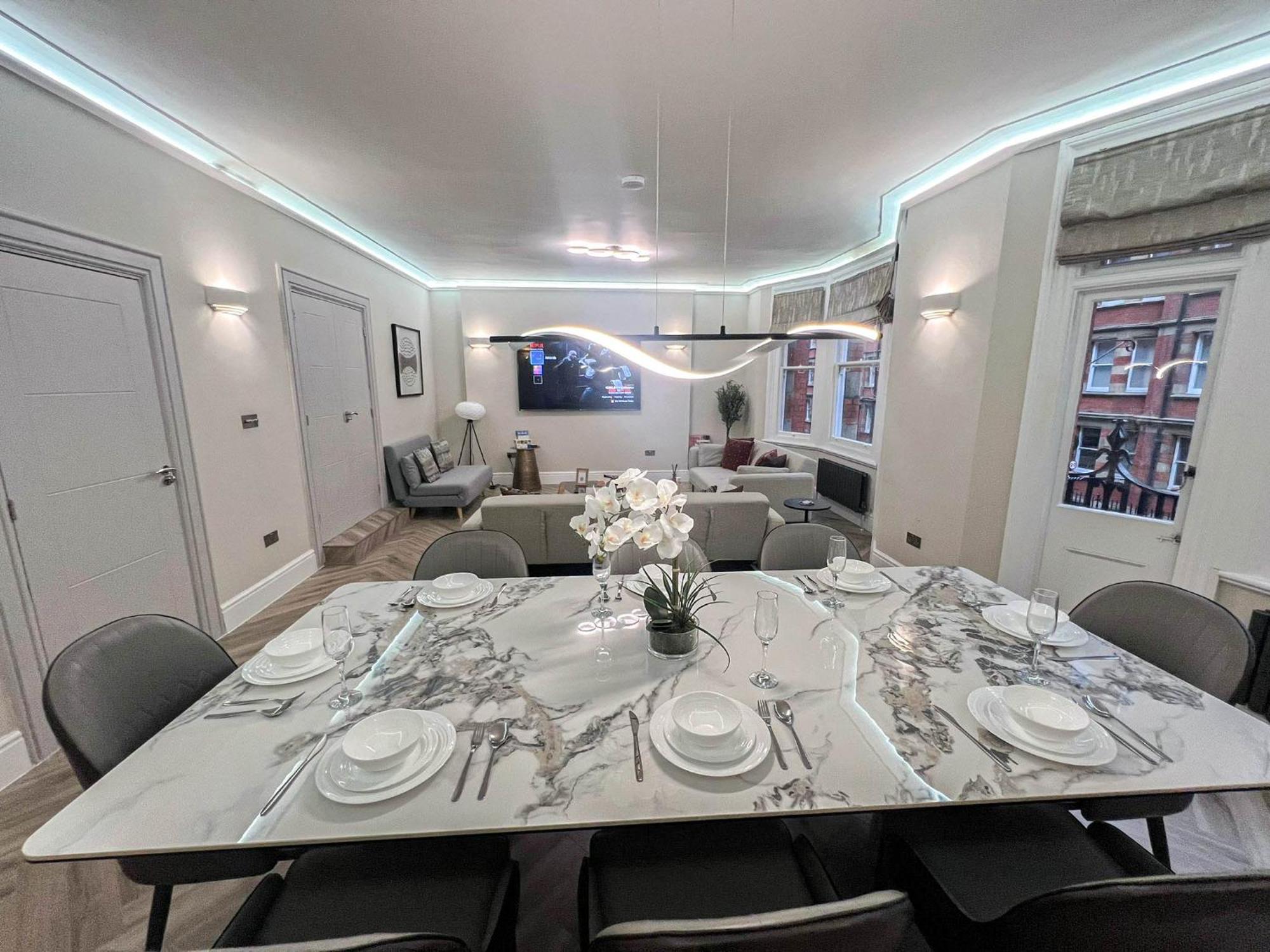 Grandeur 4-bedroom In Baker St Near Regent's Park Apartamento