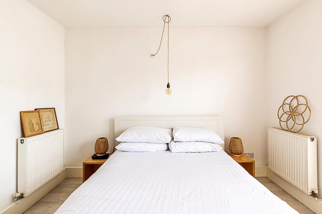 Tranquil 2 Bedroom In East * Londres