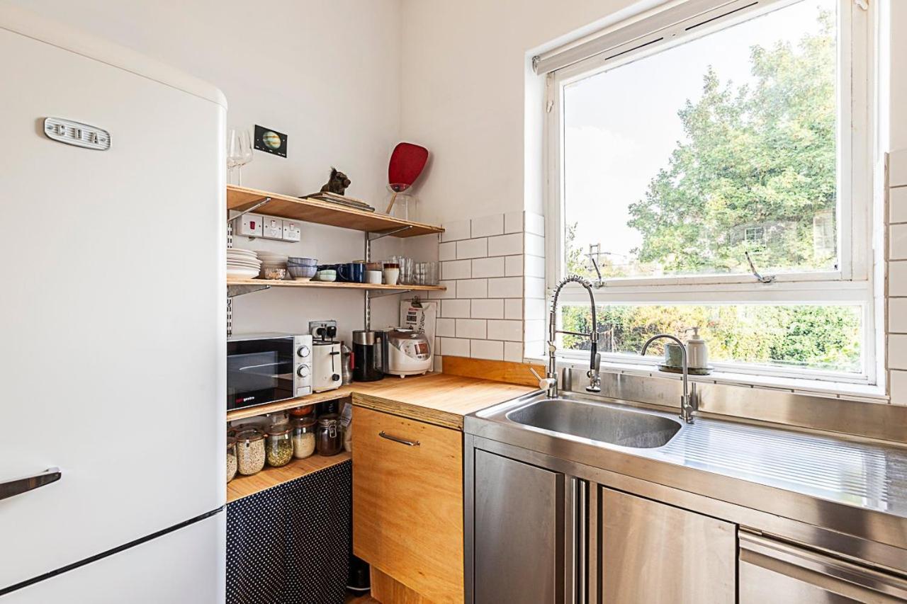 Appartement Retro Charm And Modern Comforts Londres