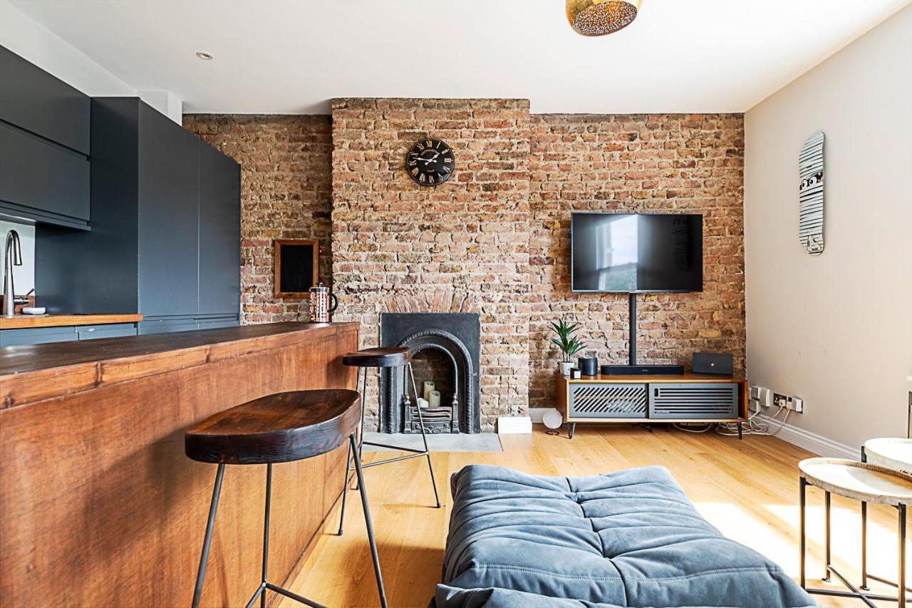 Rustic And Contemporary Haven In Brixton * Londres