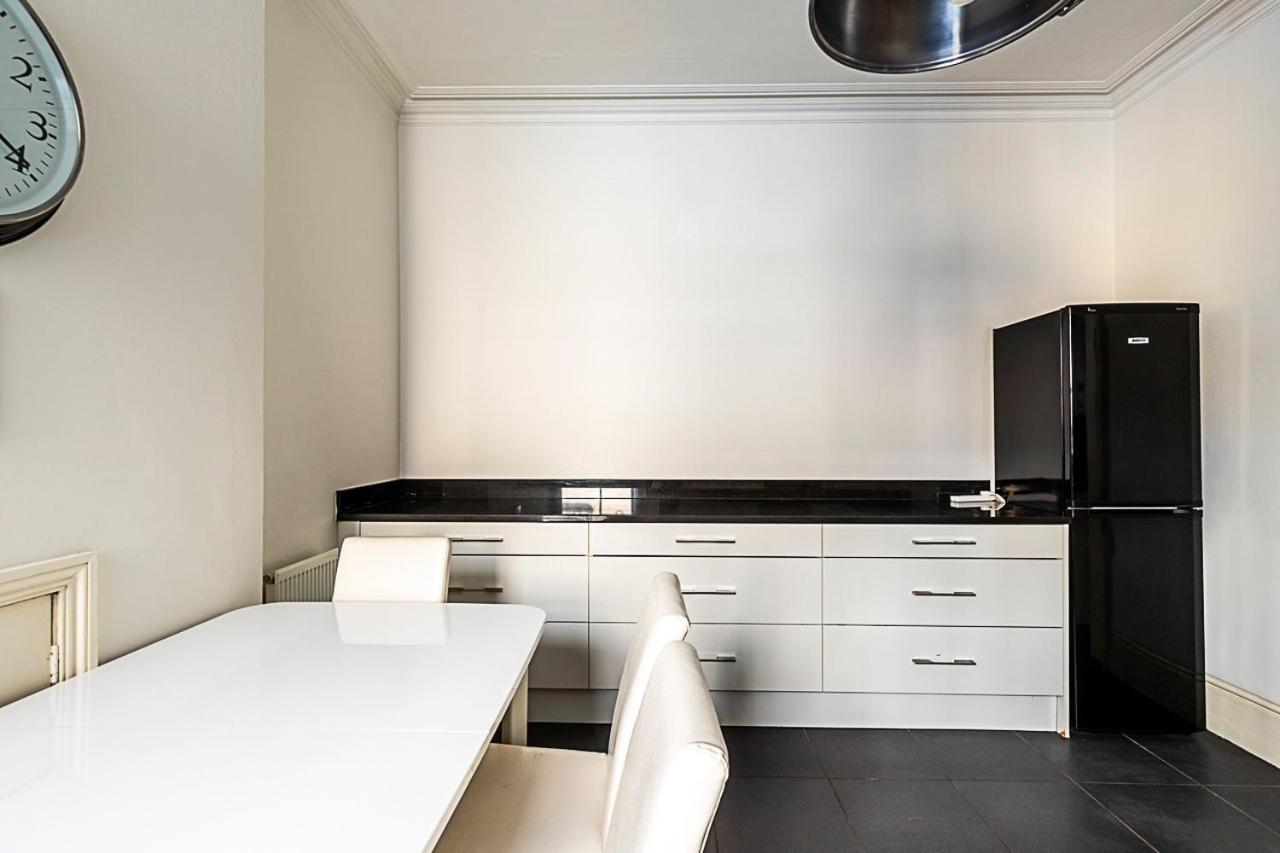 Apartment Kensington Tranquility Elegant Two-bed Retreat
