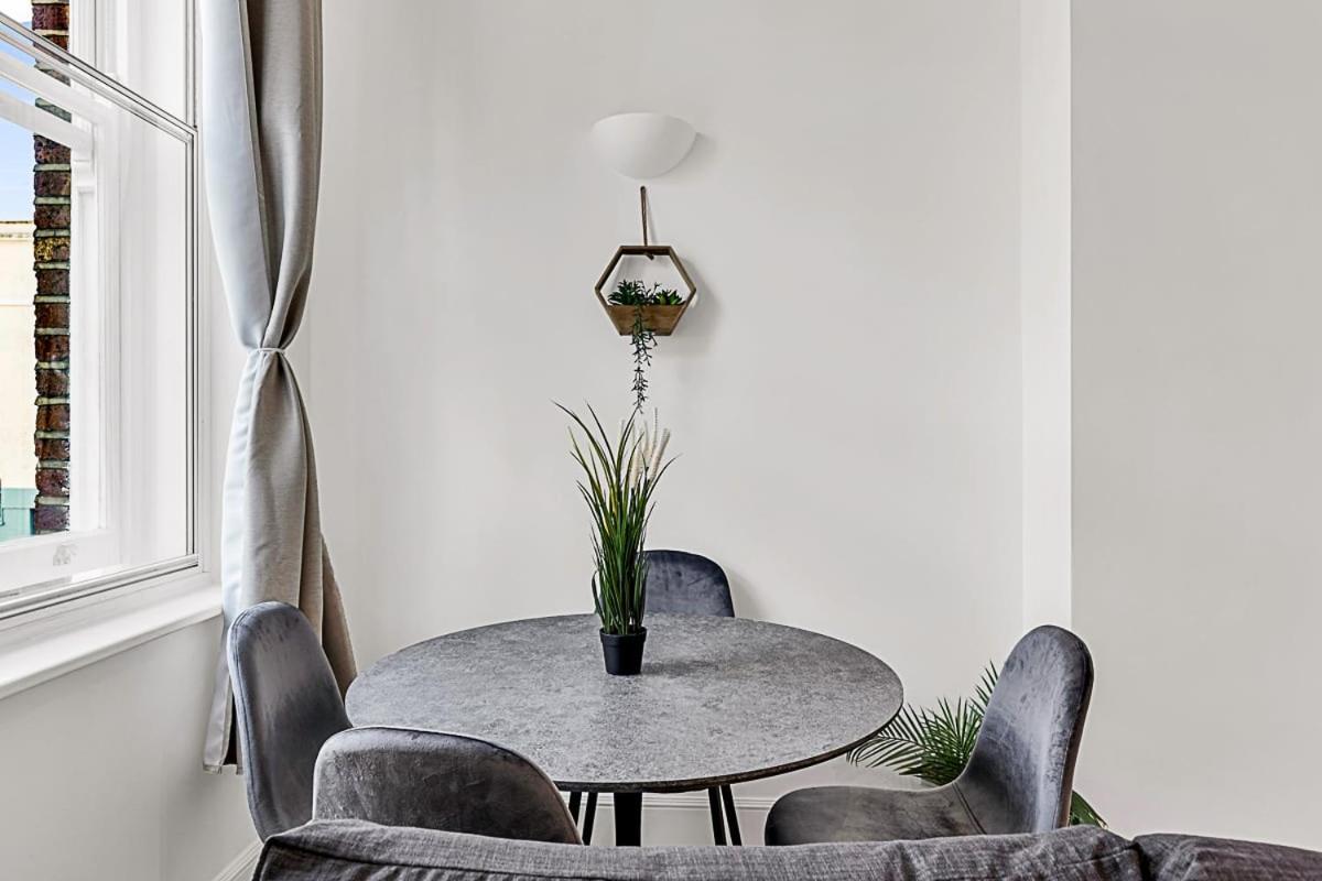 Contemporary Oasis In Paddington Londres