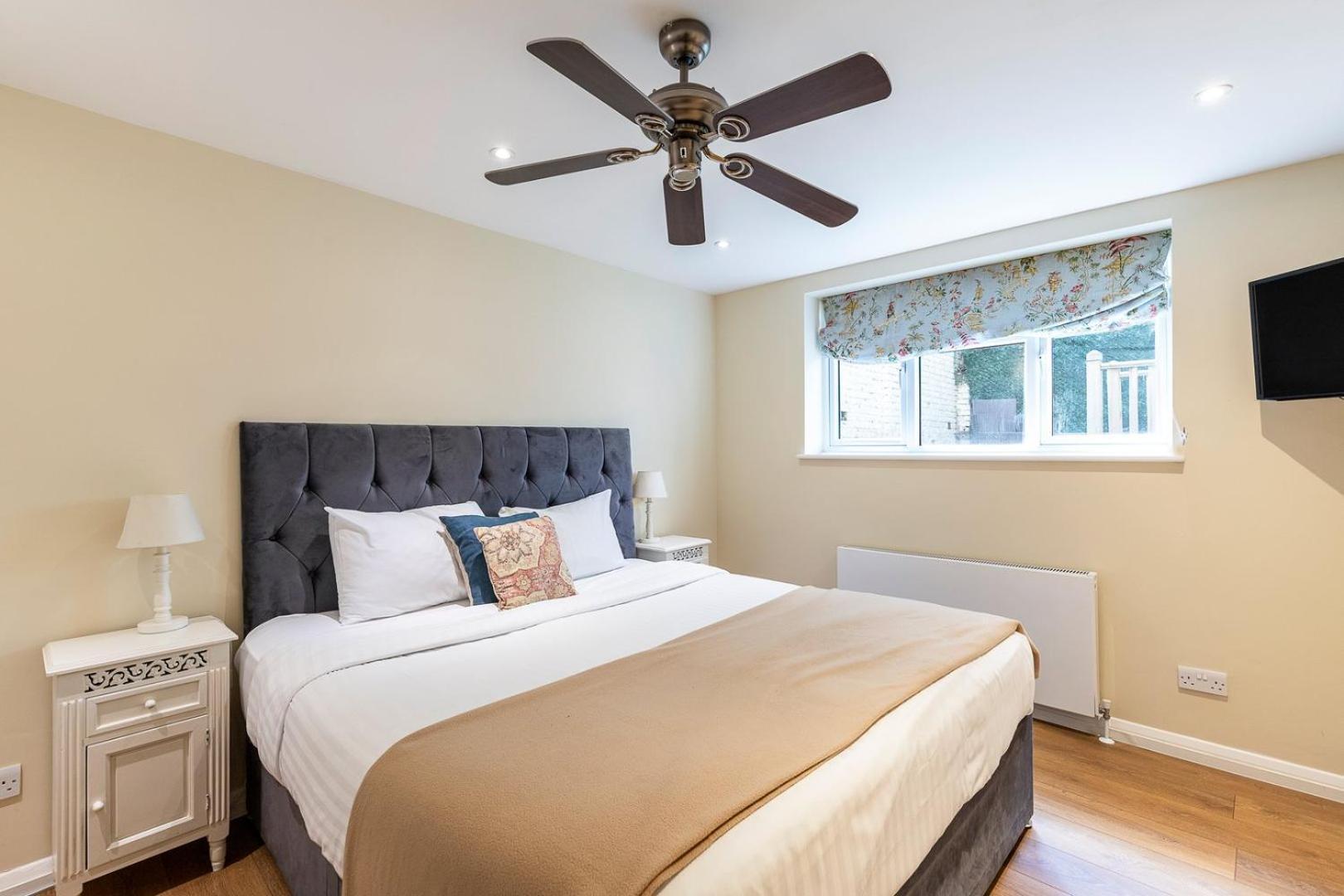 Elegant Two Bedroom Flat In Redcliffe Gardens Appartement *