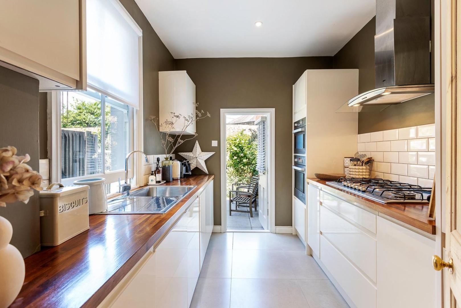 Tooting's Charming Victorian Garden Hideaway Londres