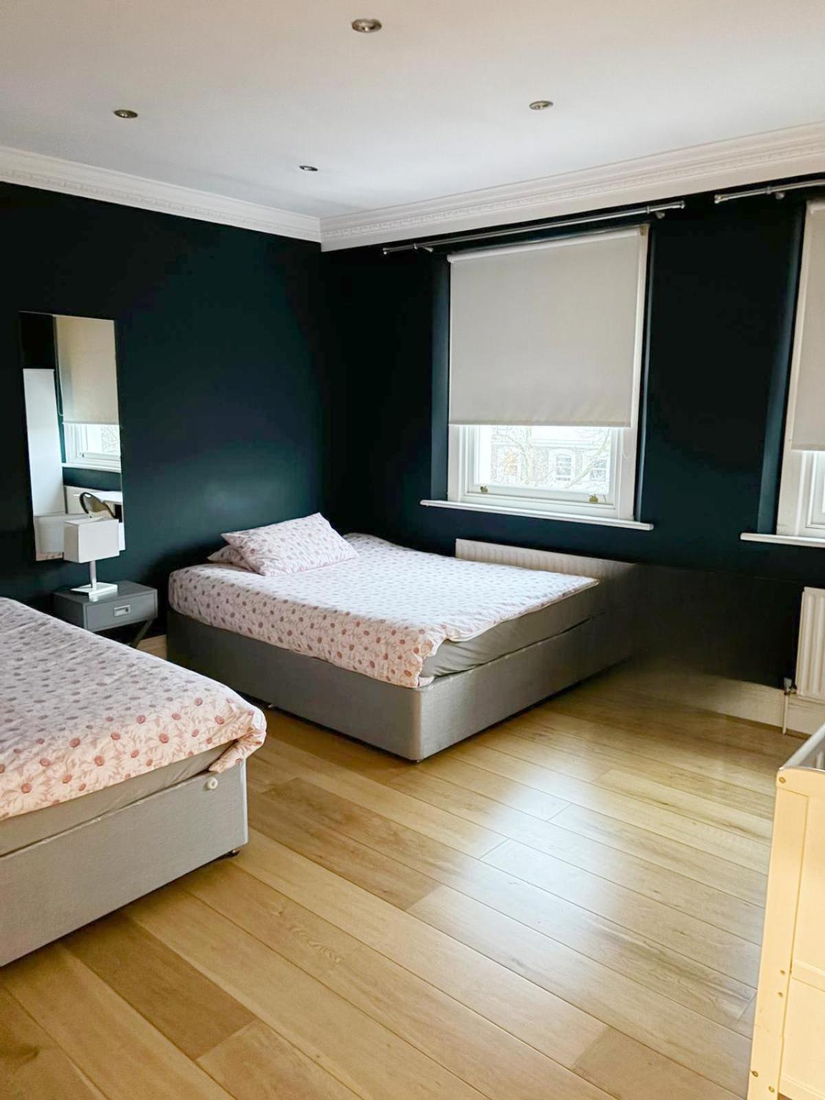 Harrods Flats Apartment