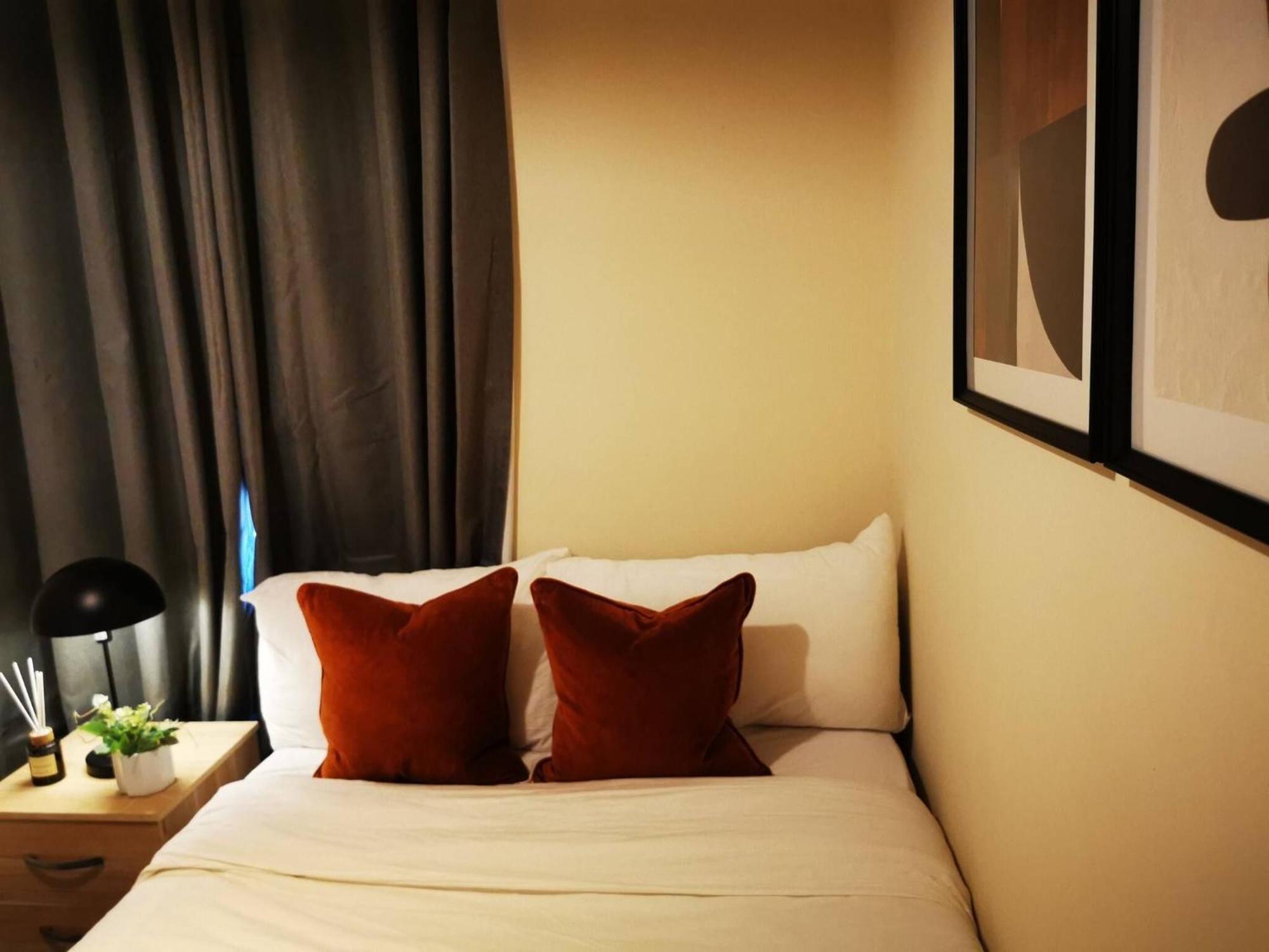 Cozy Near O2 Arena