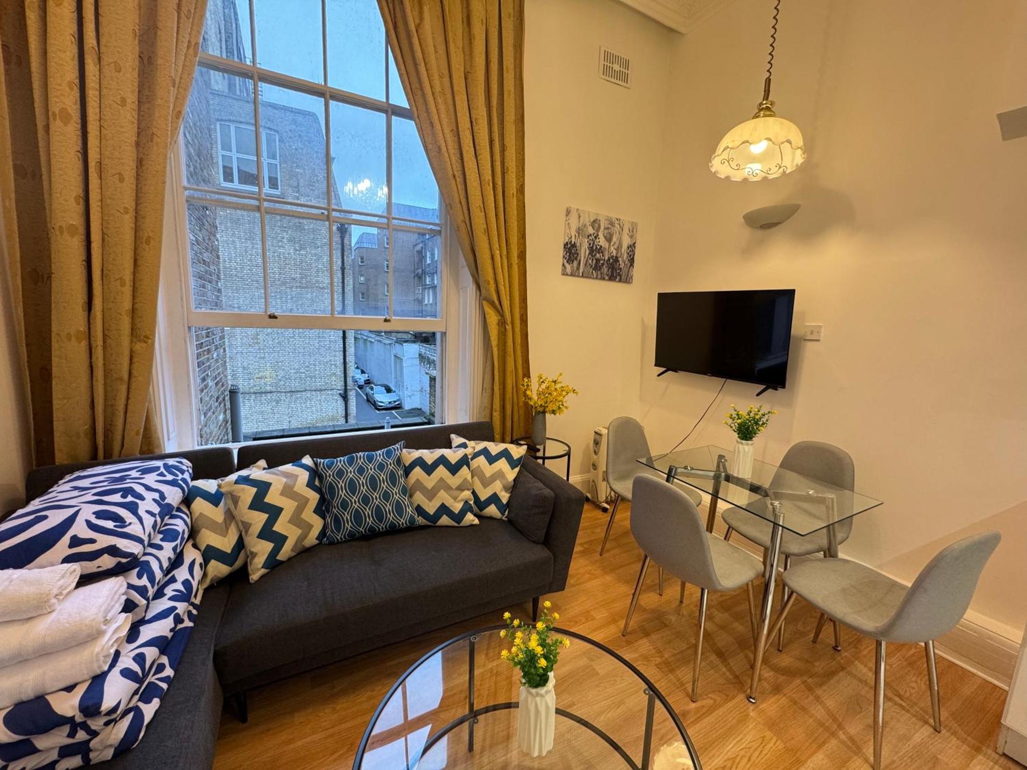 Charming And Affordable Flat For 4 People In Baker Street Zone 1 With Breakfast *