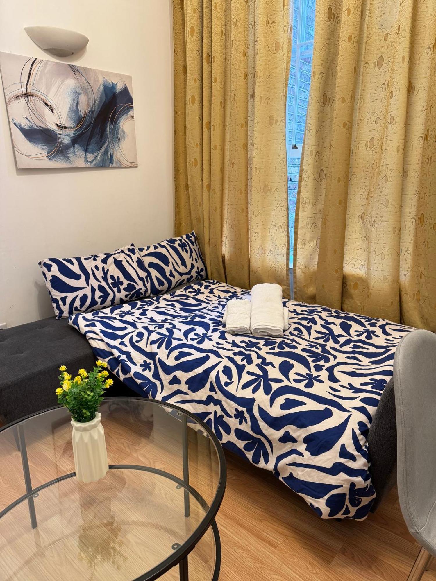 Charming And Affordable Flat For 4 People In Baker Street Zone 1 With Breakfast *